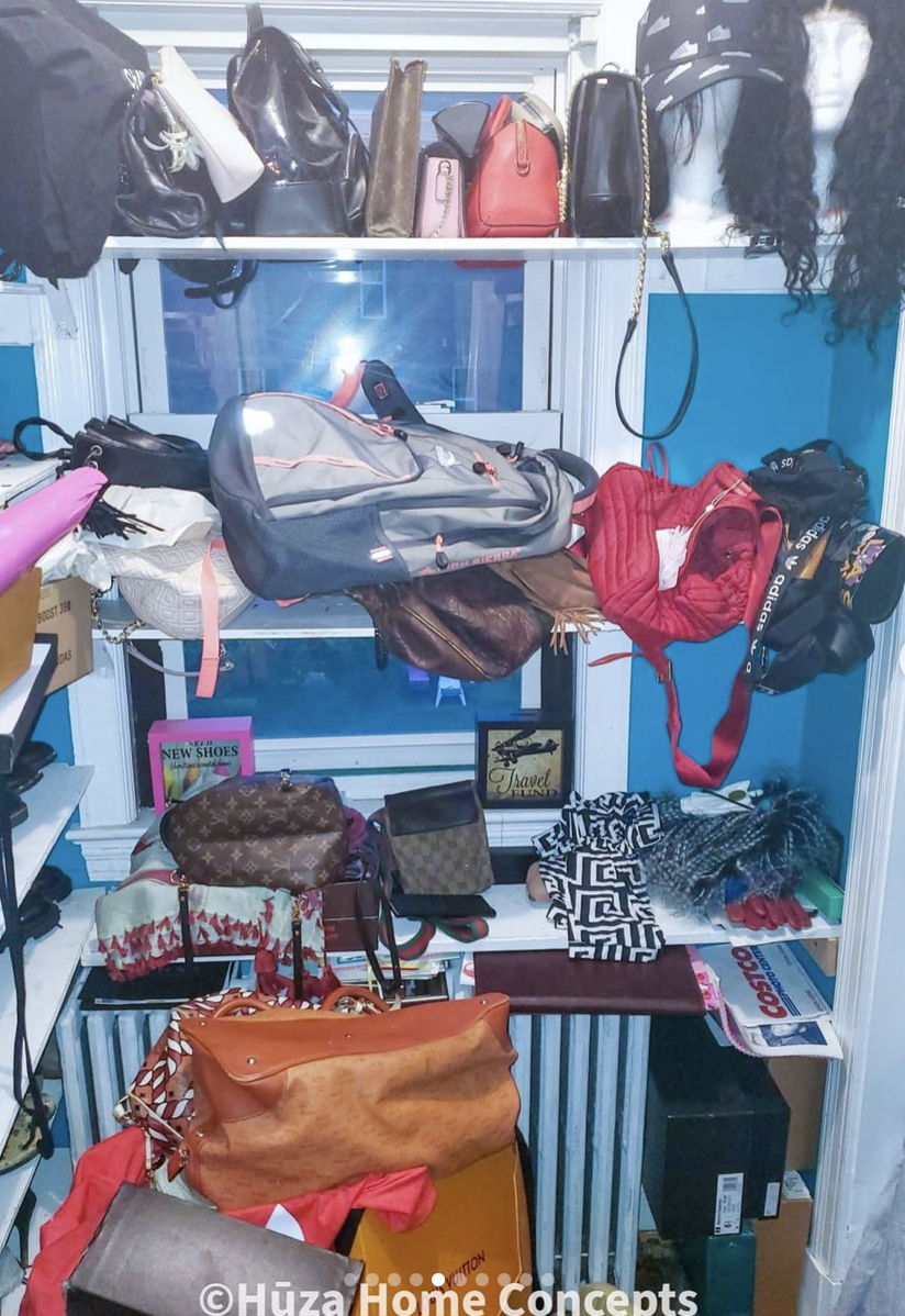 Closet - Accessories (before): Accessories were mixed and often fell when extracted.