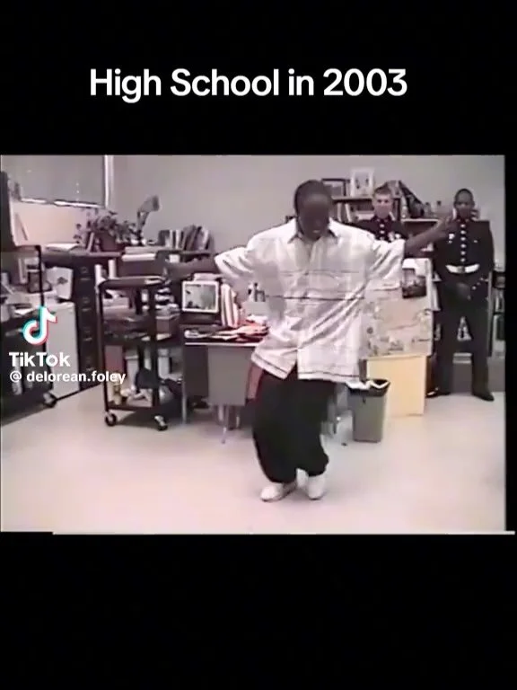 Sorry for the delay! Happy Friday! 🥳

2. stay..c
9. apollotheater
10. kevnnnm
15. elliegrum
16. luvofshai_