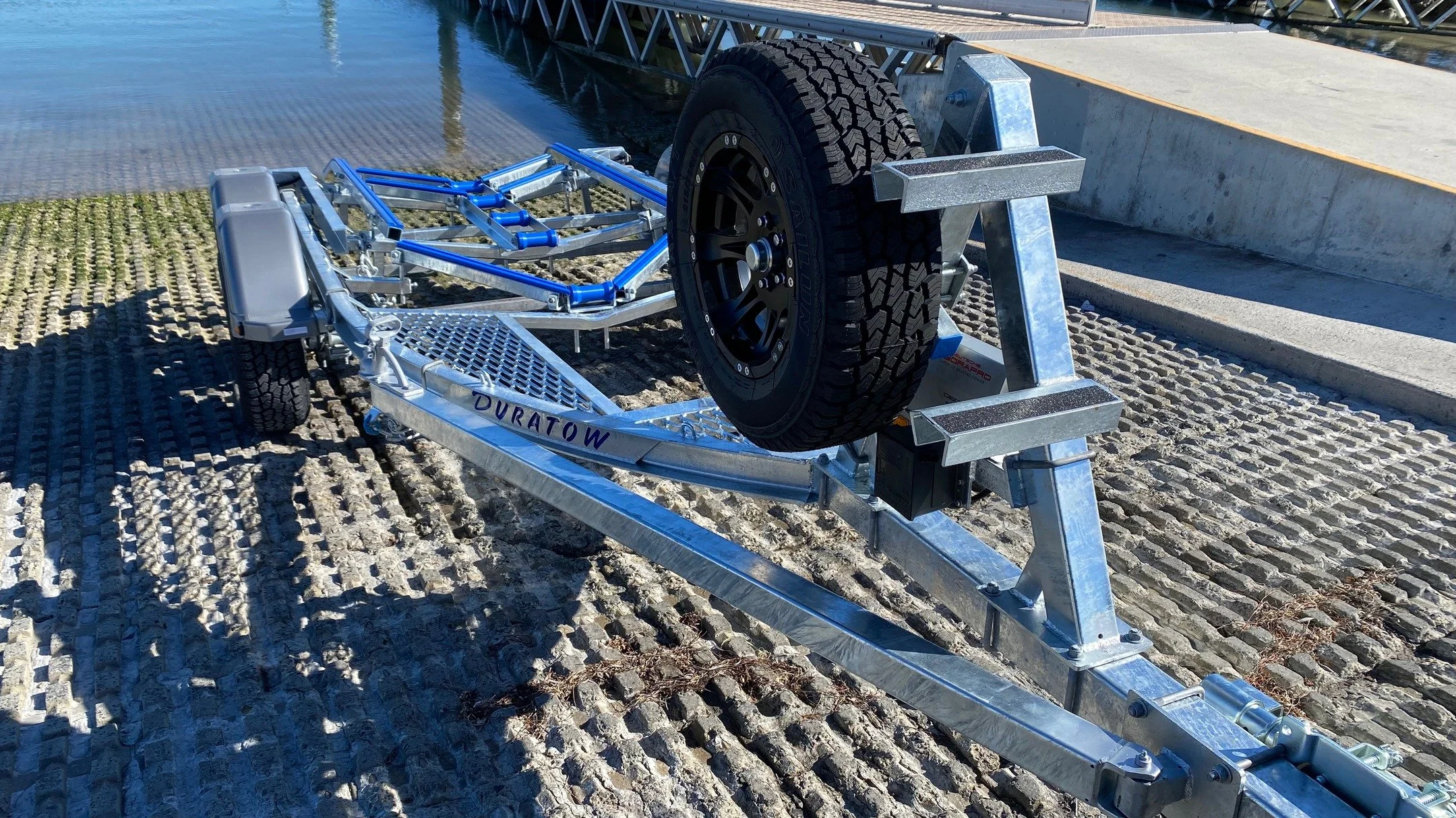 Launch with Ease! Duratow Extendable Drawbar 

Upgrade your boat trailer with the Duratow Bolt-On Extendable Drawbar. Designed for seamless shallow water launching, this swing-out drawbar extends your trailer by 1.5 meters, keeping your vehicle clear
