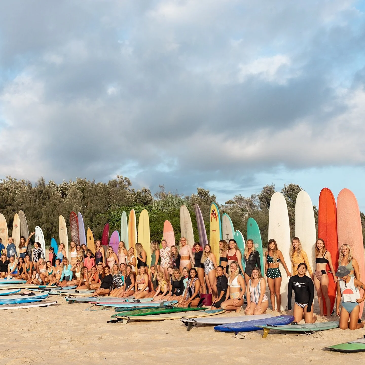 I can&rsquo;t believe this week marks 6 YEARS OF GROOVE GIRLS 🌺🌈🏄🏼&zwj;♀️ I&rsquo;m still pinching myself every single day that the tiniest idea of creating a safe space for surfer girls to come together, has grown into my lifelong mission &amp; 