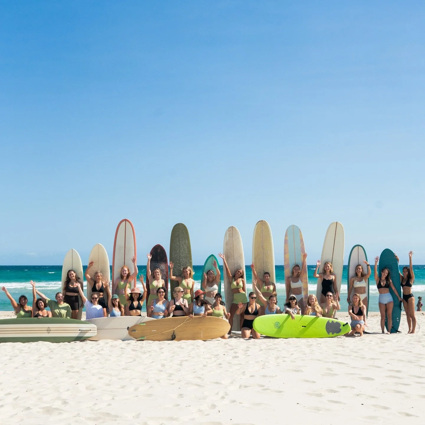 Such an amazing morning with this incredible crew ✨ It was an absolute dream collaborating with @rockwearaustralia and bringing our Pilates &amp; Paddle-out vision to life 🫶🏽 from starting our morning with pilates, to sharing waves during our paddl