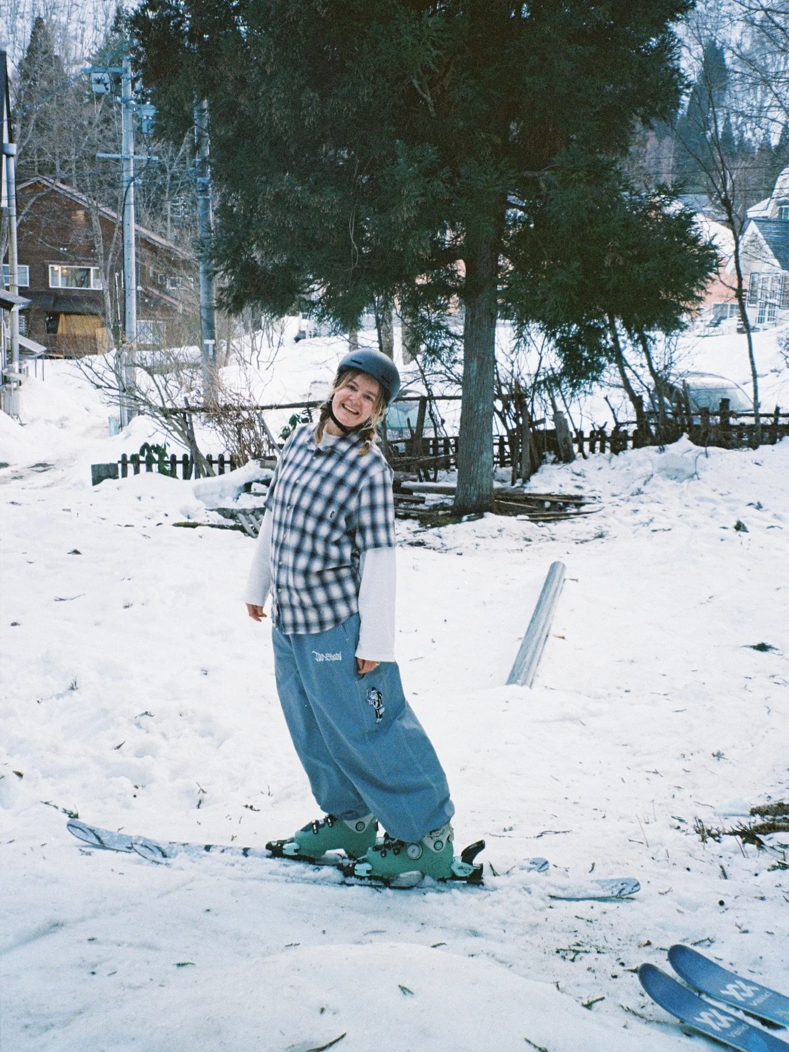 IT&rsquo;S HAPPY SAPH DAY TODAY!! 🎉💗 Everyone who knows Saph knows first hand that she is the ultimate hype girl &amp; everyone&rsquo;s biggest cheerleader on and off the slopes! Literally the kindest, most genuine, heart-felt soul on this planet a