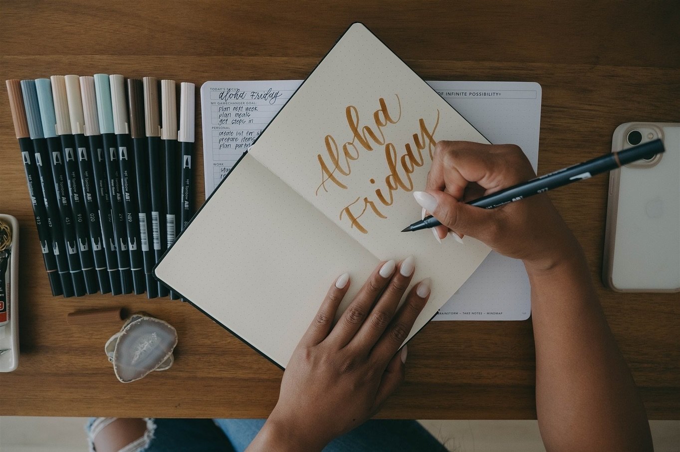 Had such a fun session with @jamorescalligraphy at @space2create.sj and I find it so amazing how talented my clients are. I mean look at her prestige penmanship! Swipe left and see the last photo, we had her best friend @terezaries there to hype her 