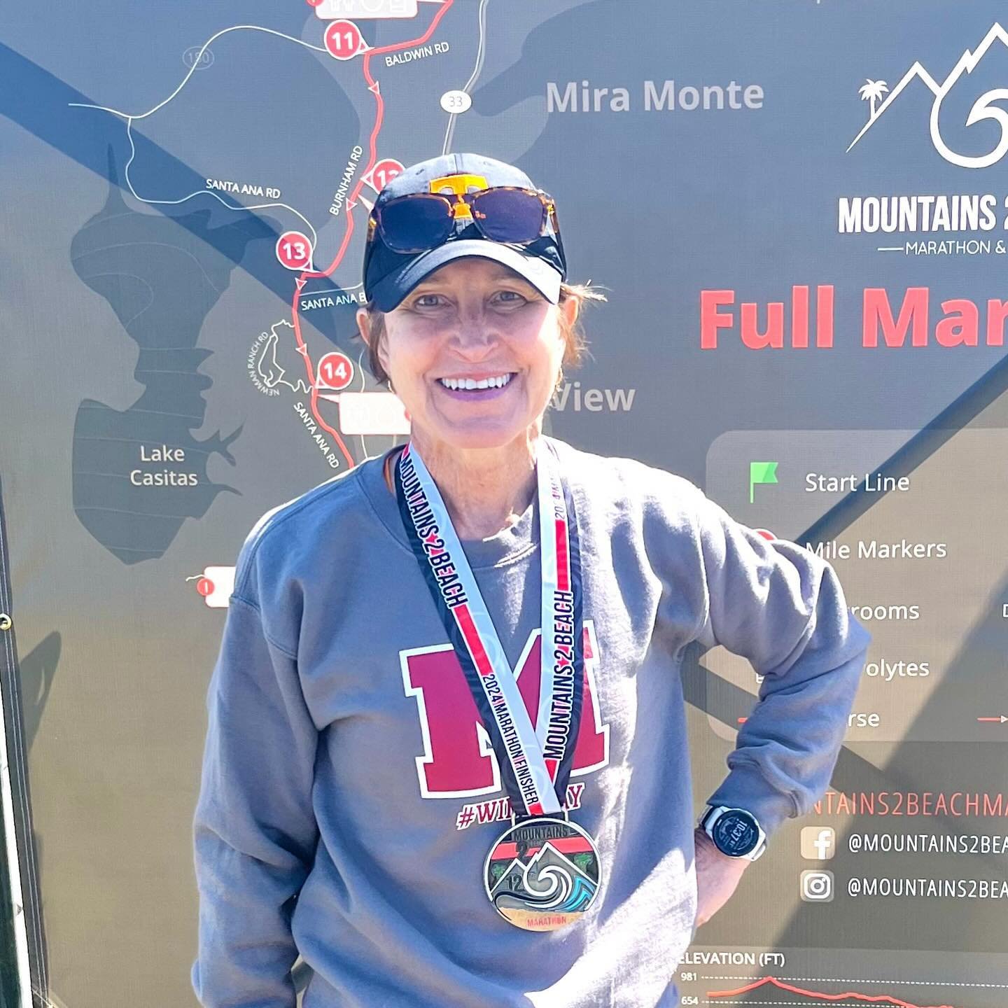 Let&rsquo;s hear it for Coach Jennifer! 🙌 She nailed her race at the Mountains to Beach Marathon, beat her time goal, qualified for Boston by 20 minutes and earned a 5th place age- group finish. Congrats Jennifer! 
👊💪🙌🏆🦄

#cantstopendurance #ru