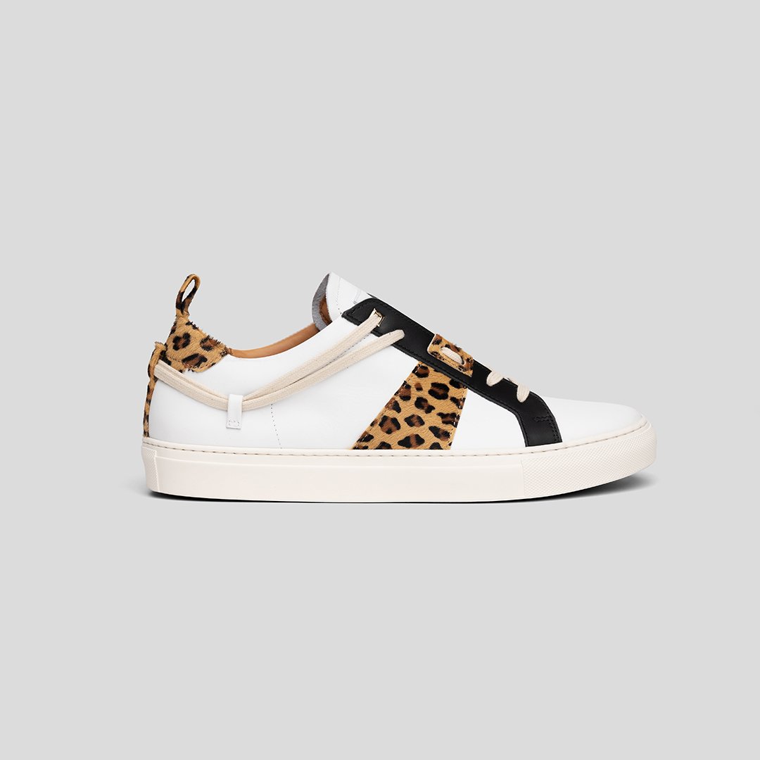 leopard_white_side.jpg