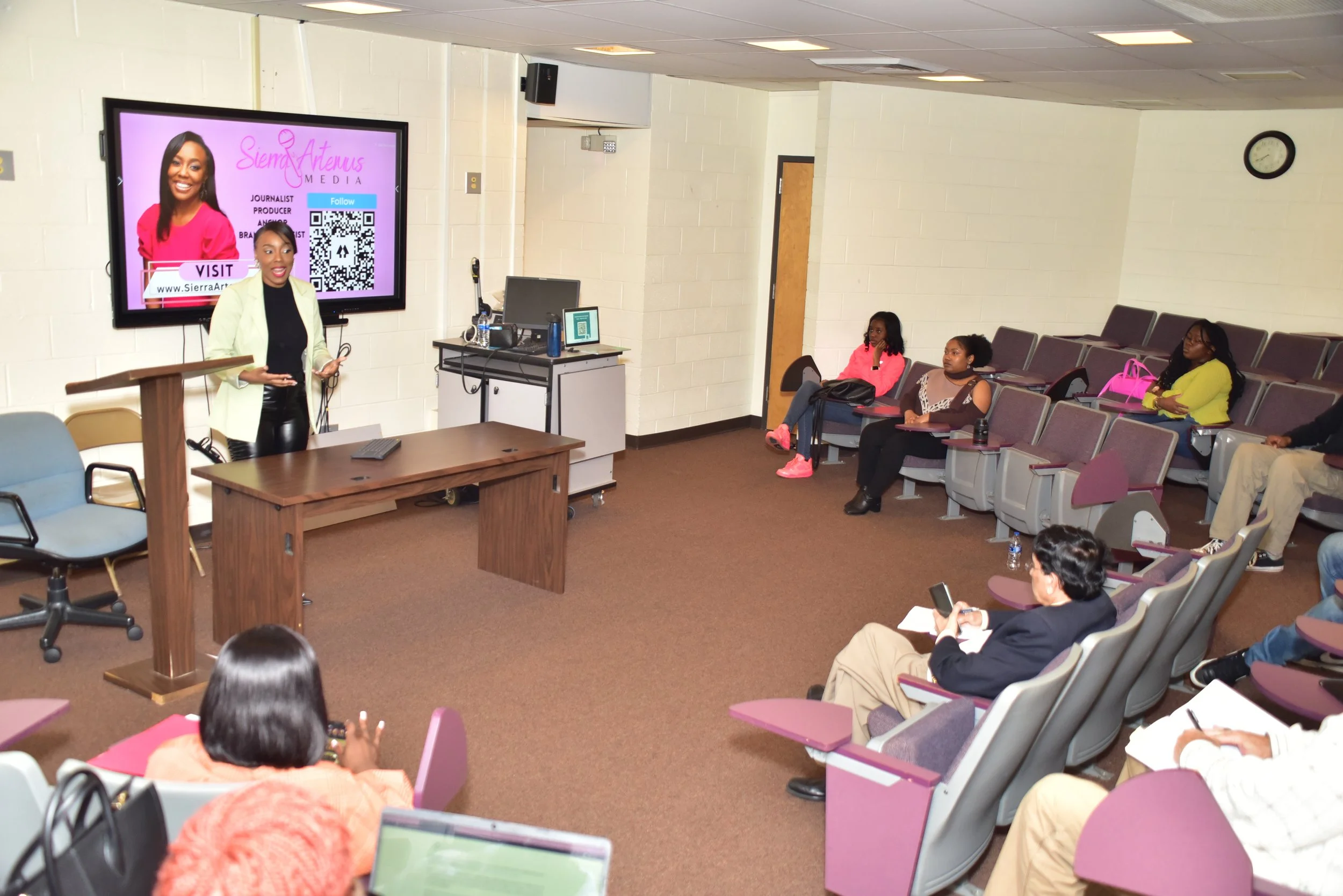 Speaking with Communications students at South Carolina State University on the importance of branding