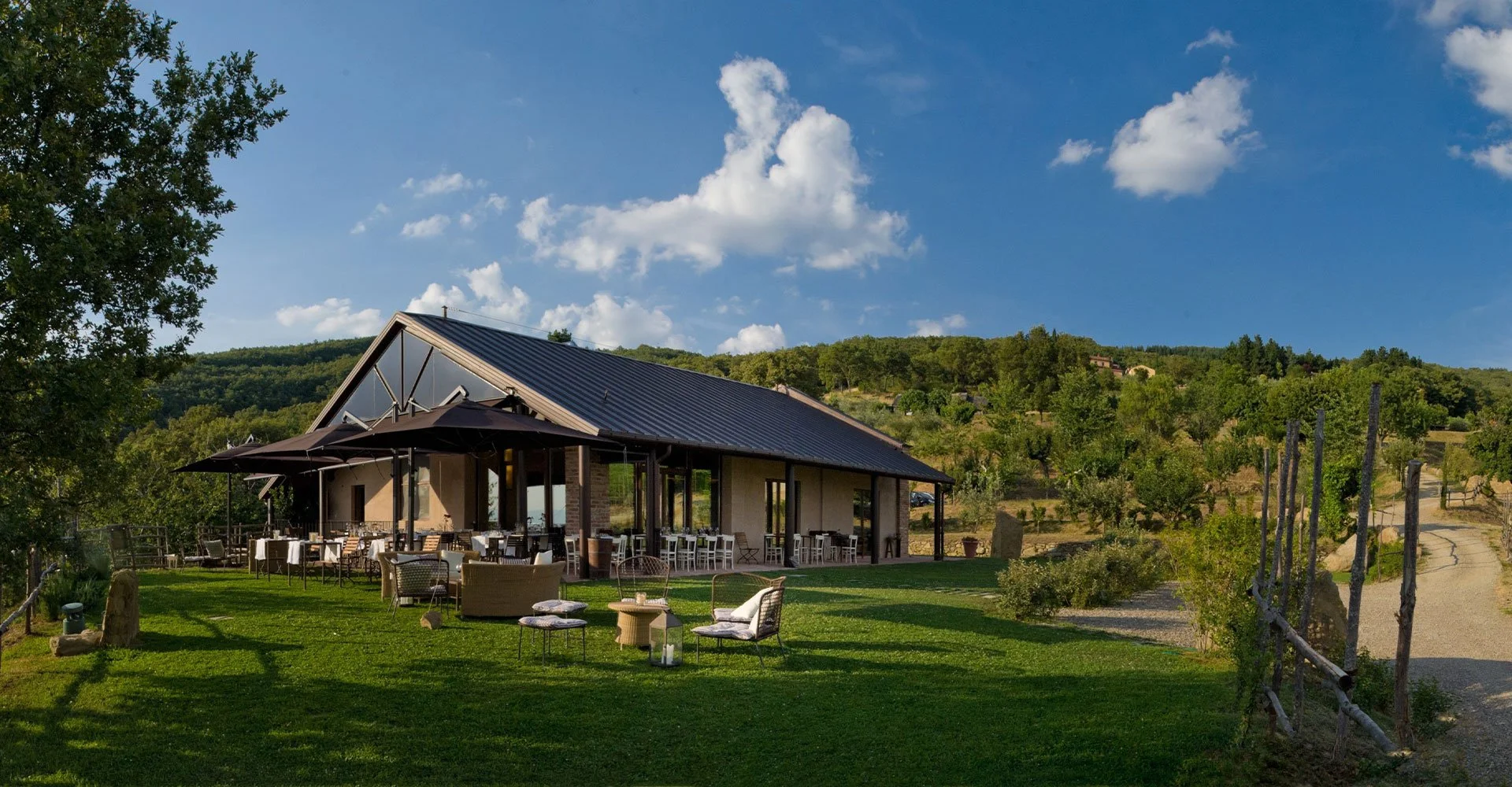 Visit to Pomaio Organic Winery 