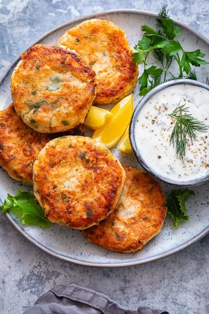 Dinner To Go...Fresh Salmon Cakes