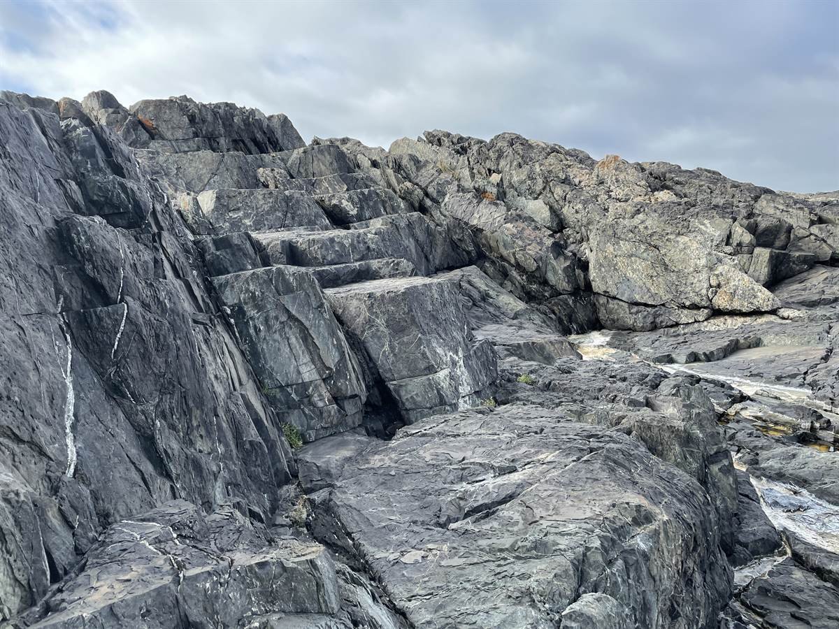 B-2021-058-Autumn, Springfontein Estate, Filming Stills Photo Advertisement Photoshoot Location, Nature, Black Rocks.JPG
