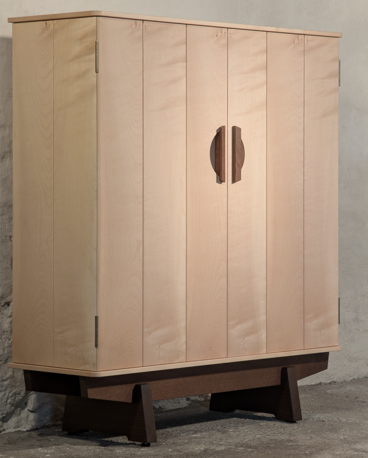 Drinks Cabinet - 3Q view resized.png