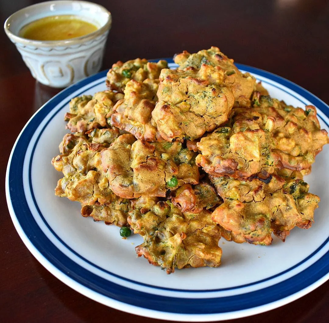 Baked Pakoras: The Perfect Food-Spectator Food to Stop Food-Spectating.