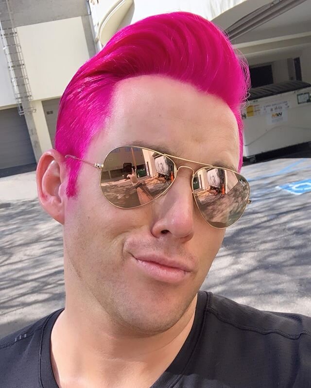 No this is not a filter.  He&rsquo;s officially lost his mind in quarantine.  Pink it was love at first sight.
