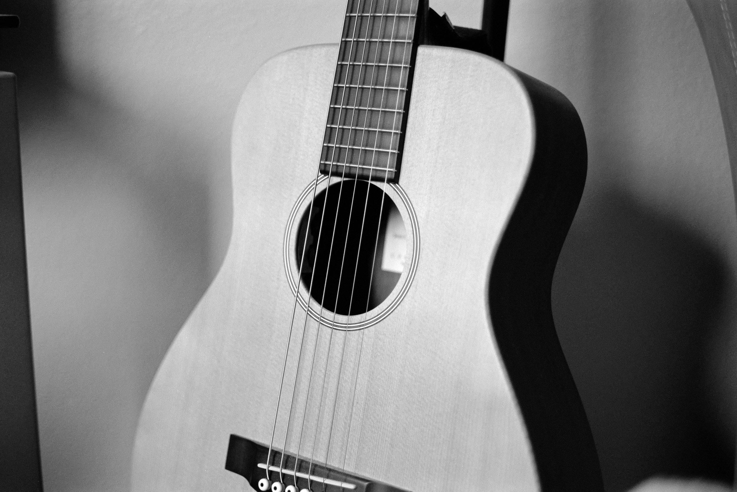 Leigh Gilbert solo Acoustics.