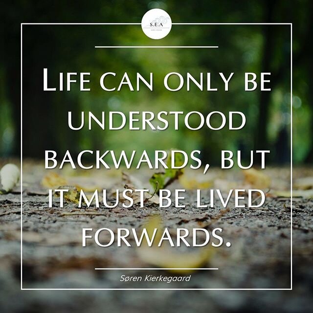 👇🏼🇬🇧/🇫🇷👇🏼
l🇬🇧 There is one way we&rsquo;re going, and it&rsquo;s ahead. Yet our capacity to orient ourselves towards the things we want is hindered by the perceived limitations we think we have. They foster our fears of being rejected, judg