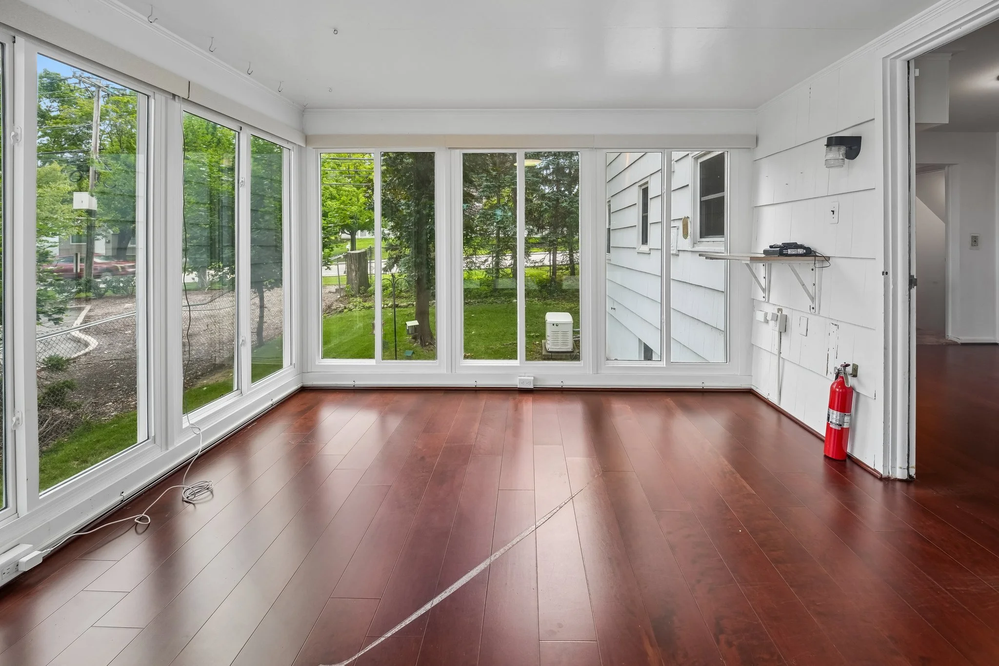 9. Enclosed porch.jpg