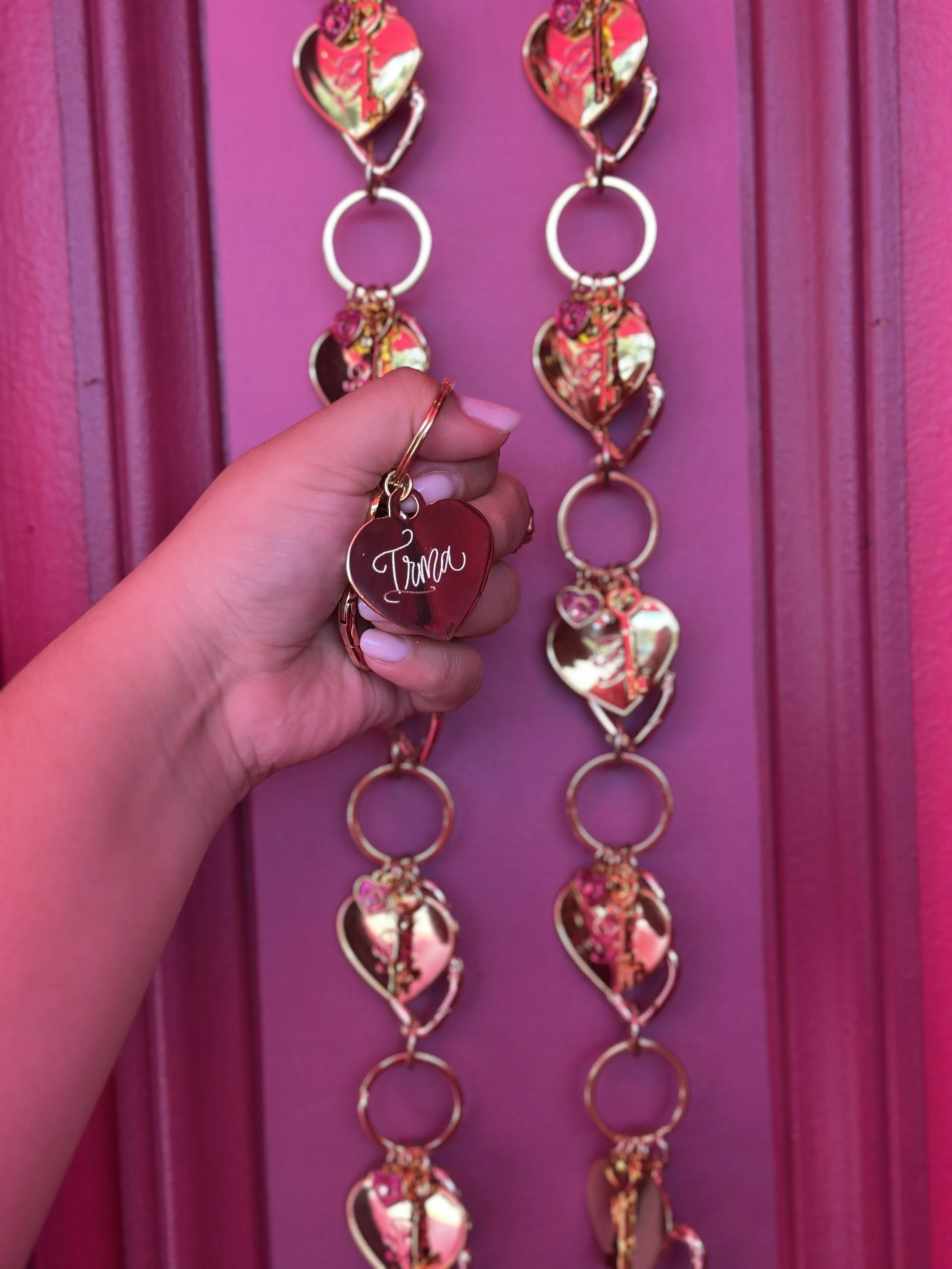 live calligraphy engraving on heart-shaped metal keychains4994.jpeg