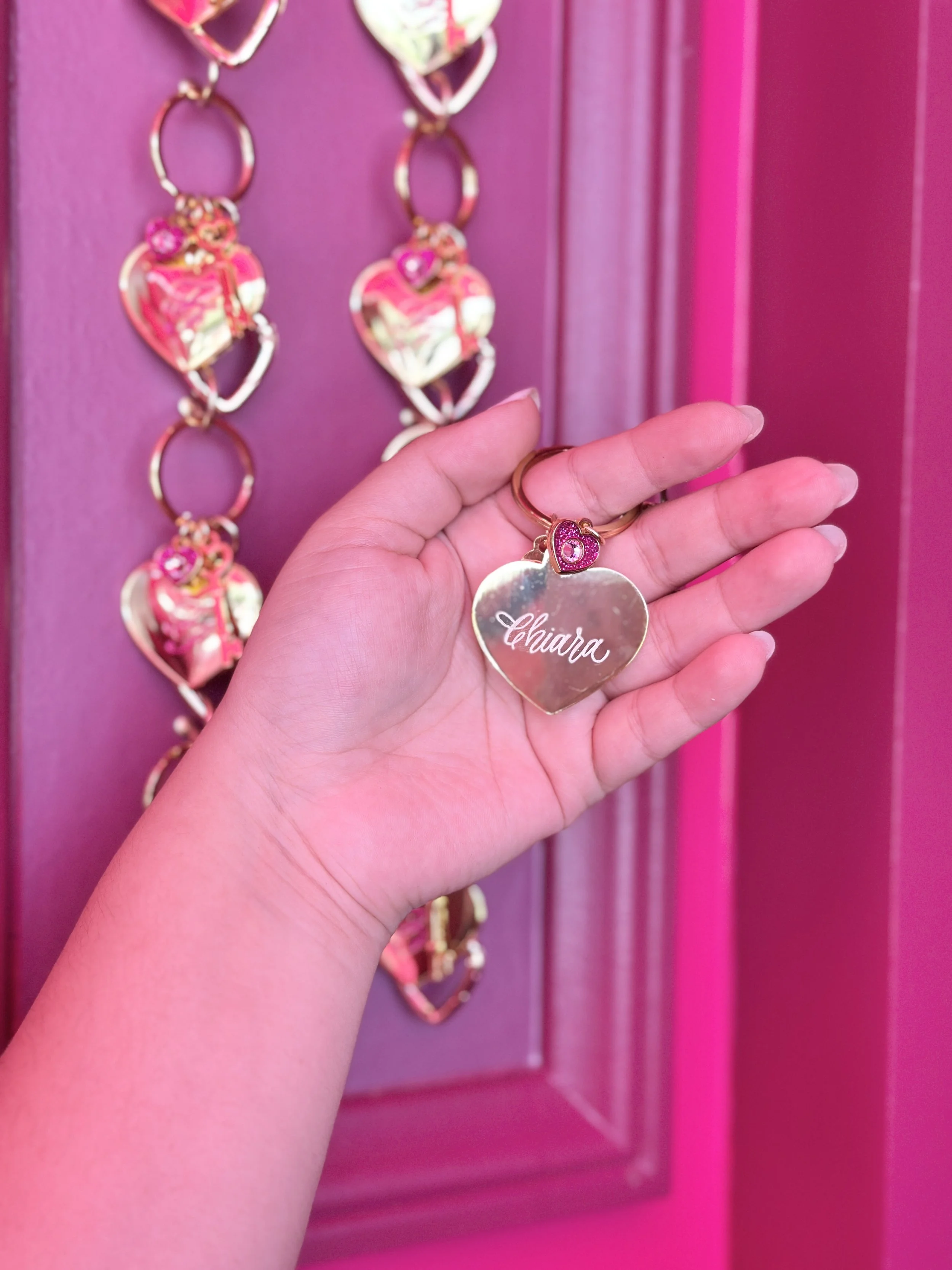 live calligraphy engraving on heart-shaped metal keychains4886.jpeg