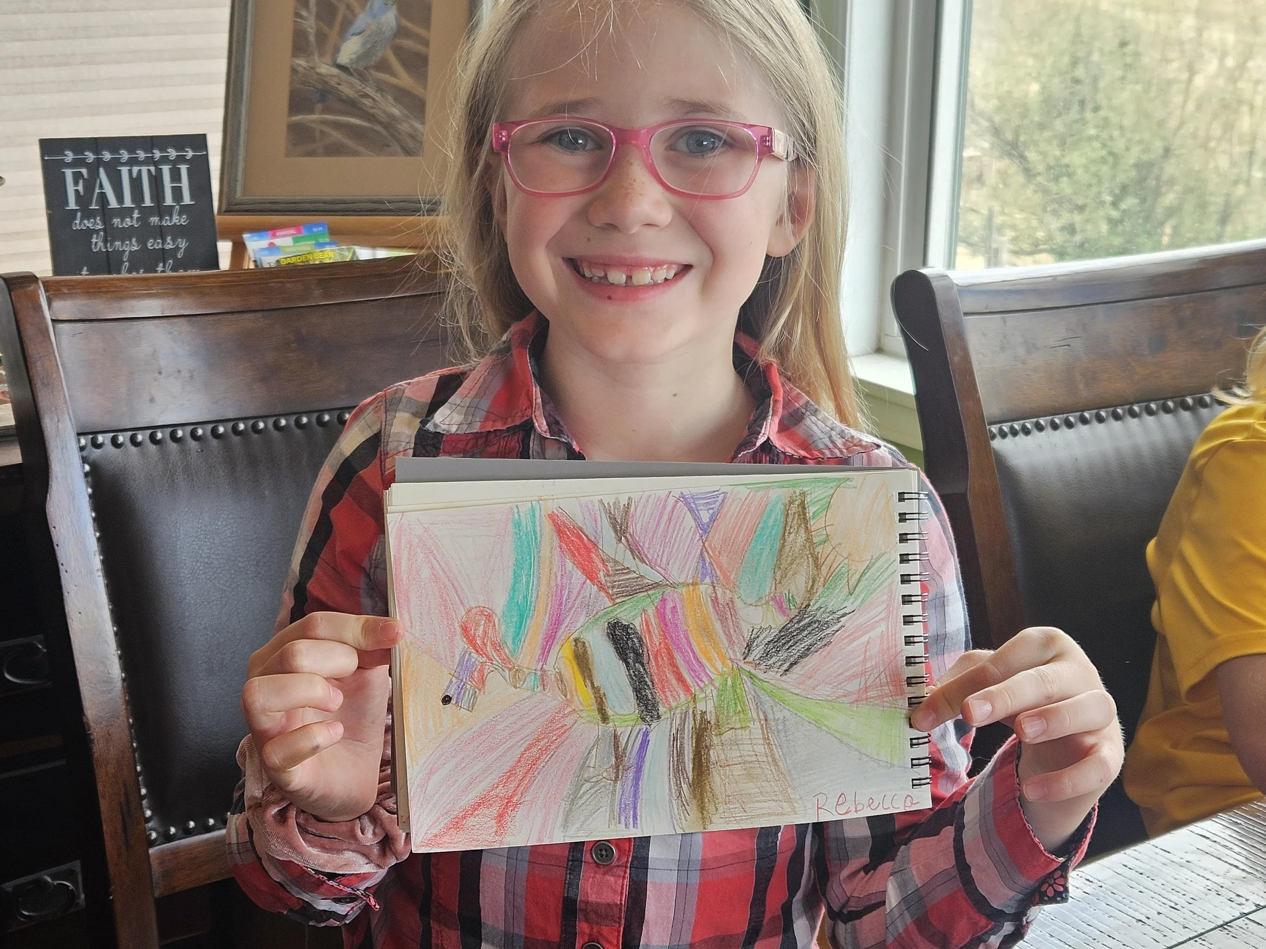 CHILDREN'S ART CLASS