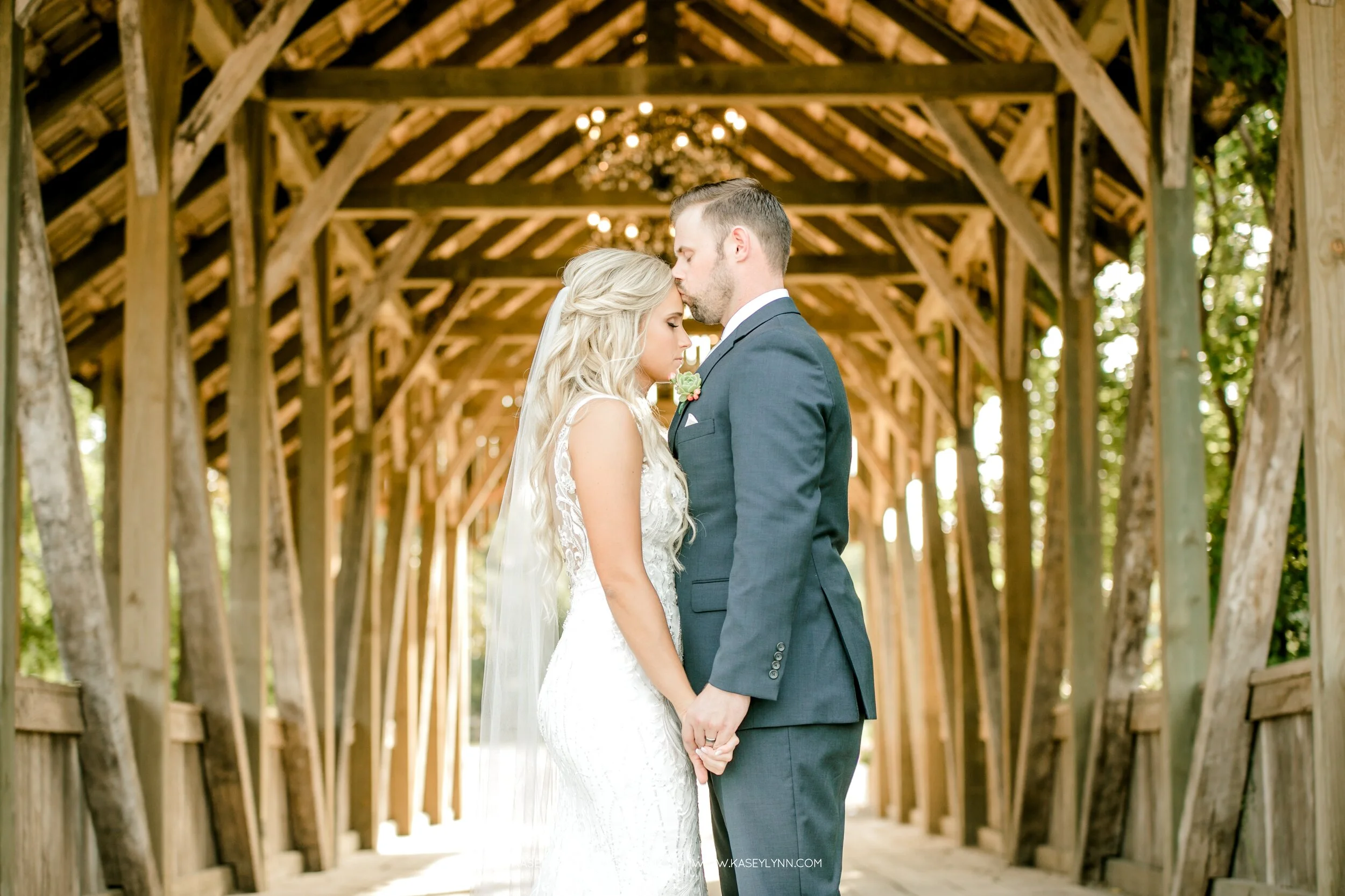 Kasey Lynn Photography - Big Sky Barn