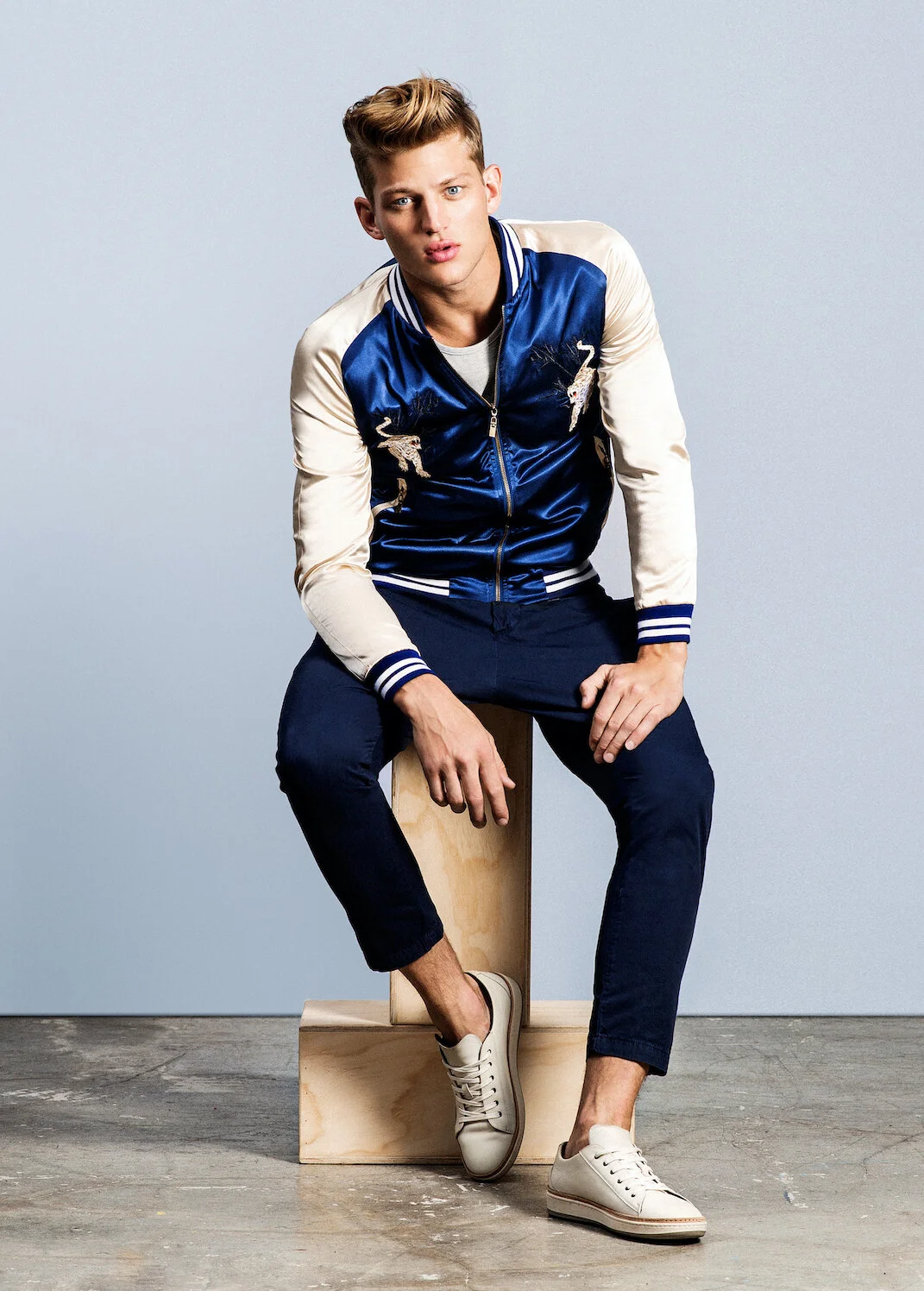 S10_LT_CONTEMP_LOOK01_1783 kopieren Kopie.jpg