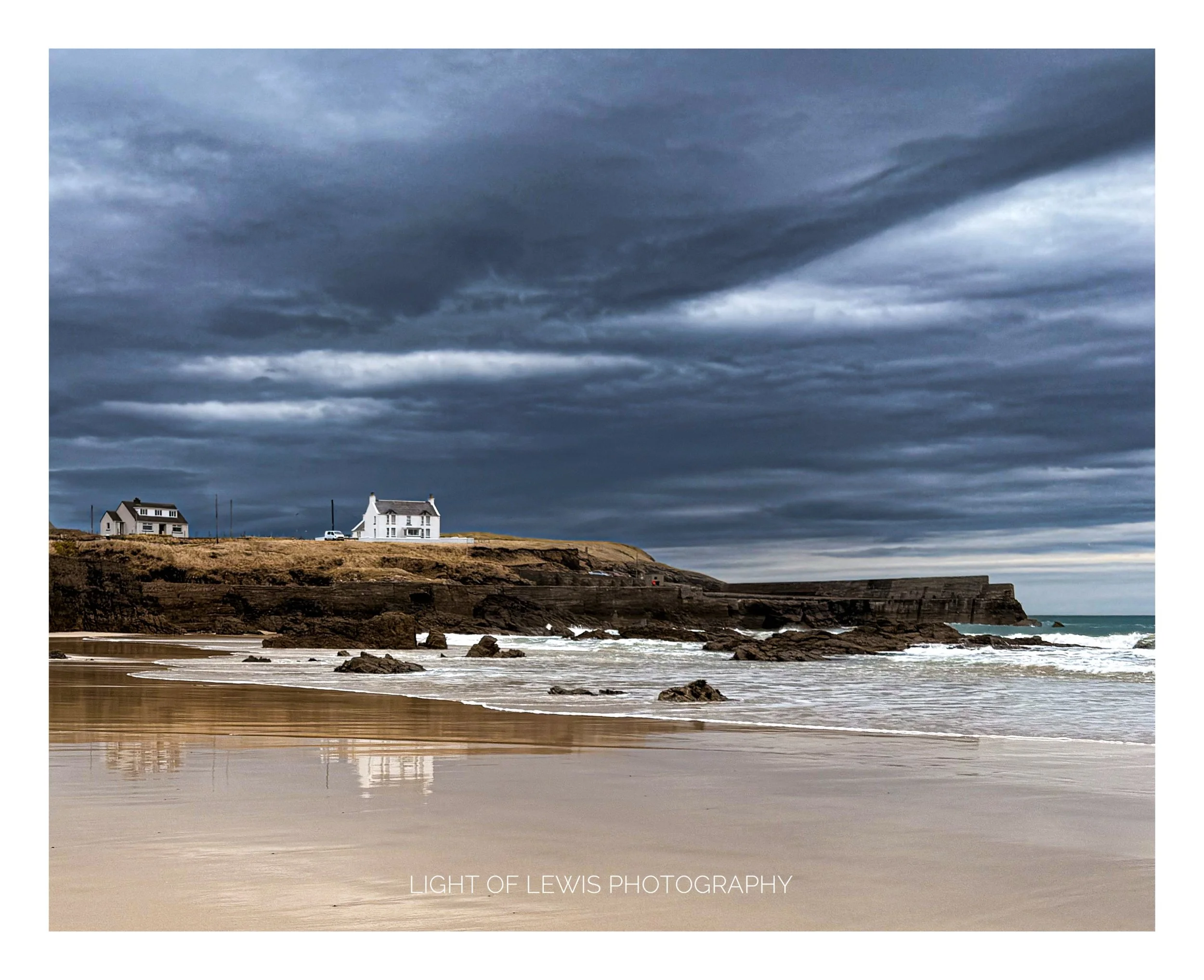 Rain Approaching : Port of Ness