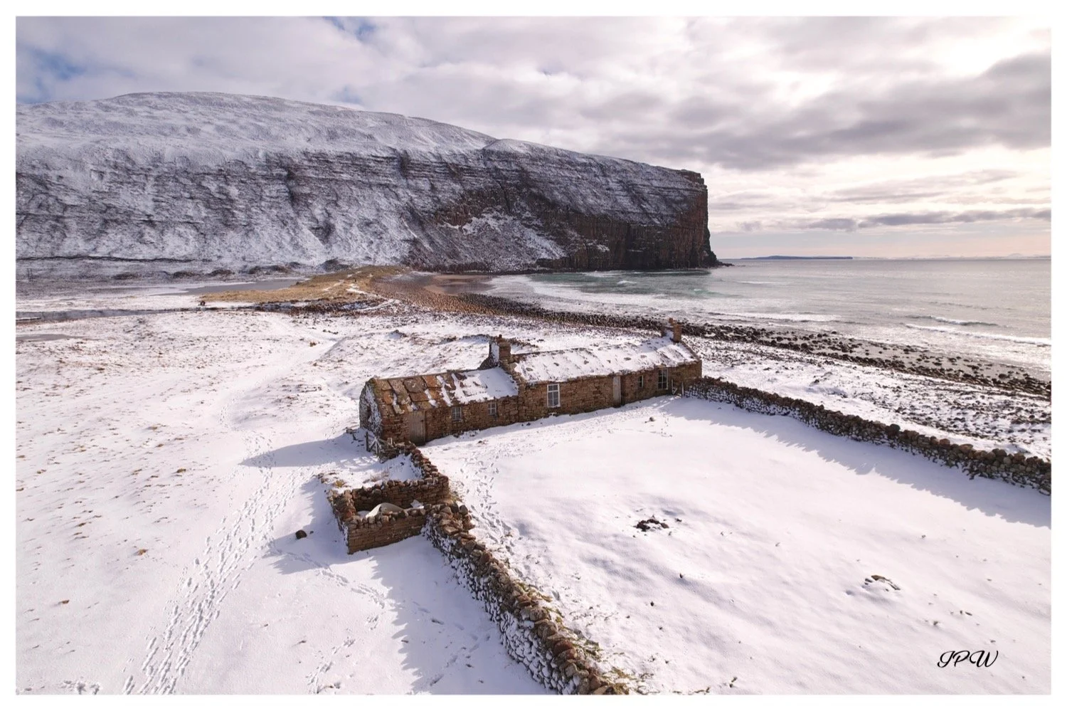 Burnmouth Bothy, Rackwick