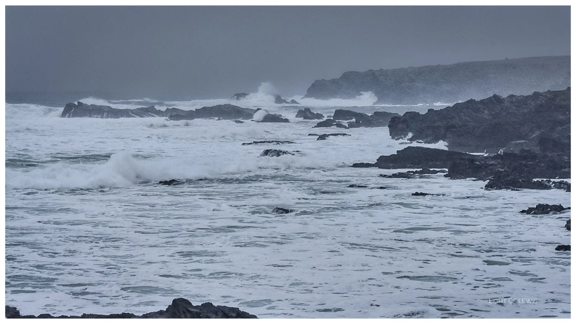 Storm arrives at Eoropie (North West Coast).