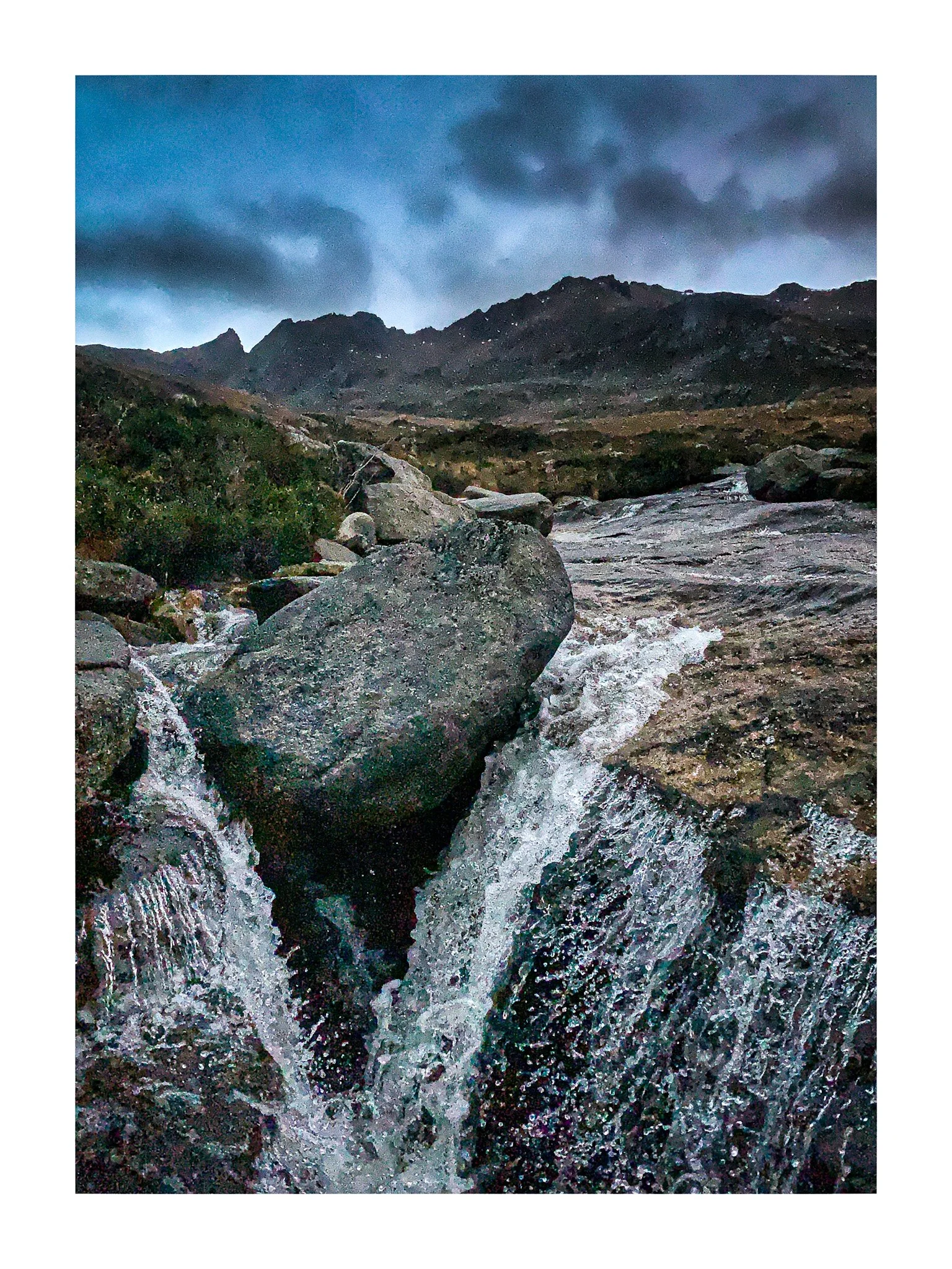 AR-14 : Coire nam Ceum water fall