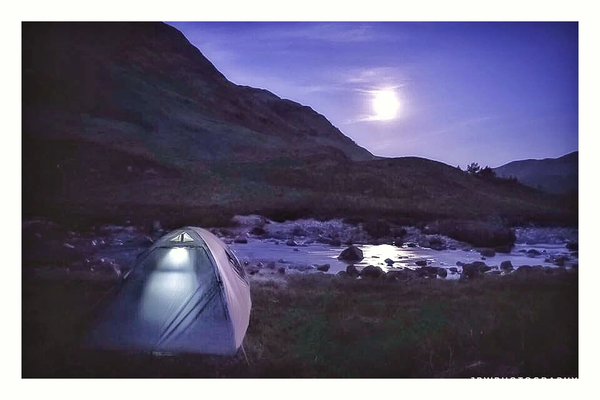 AR-51 : Wild Camping