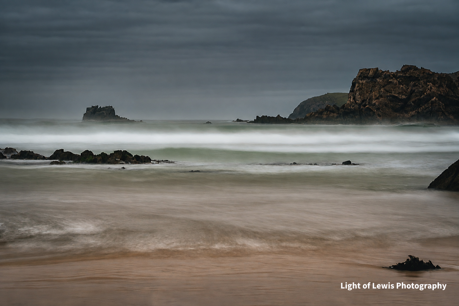 Mangersta Beach : Storm Approaching 