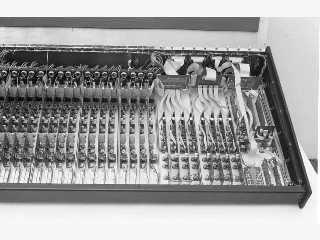 Internal view of Sound Image mixer.jpg