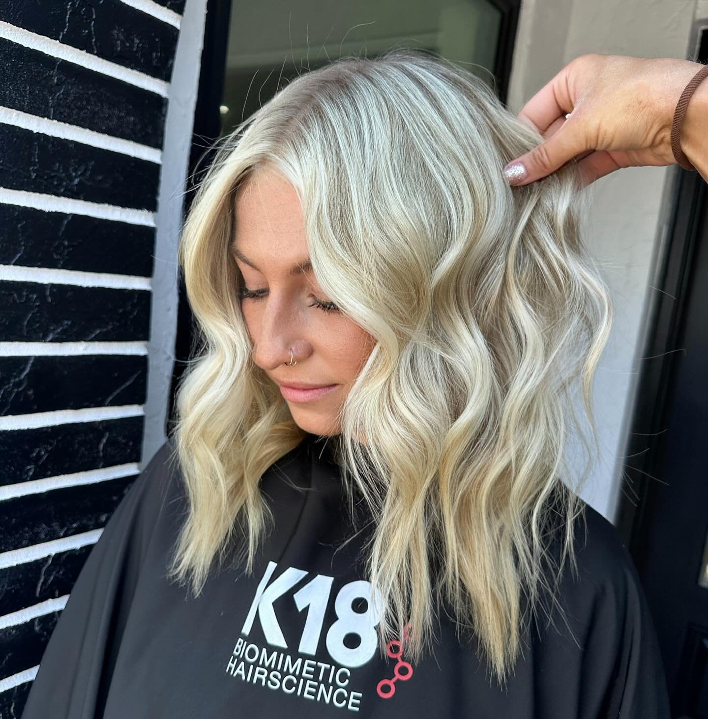 All of our blondies are kissed with a little @k18hair 

Stylist @blonde.me.ae 

We know the answer, but do you think we should be sponsored by K18?