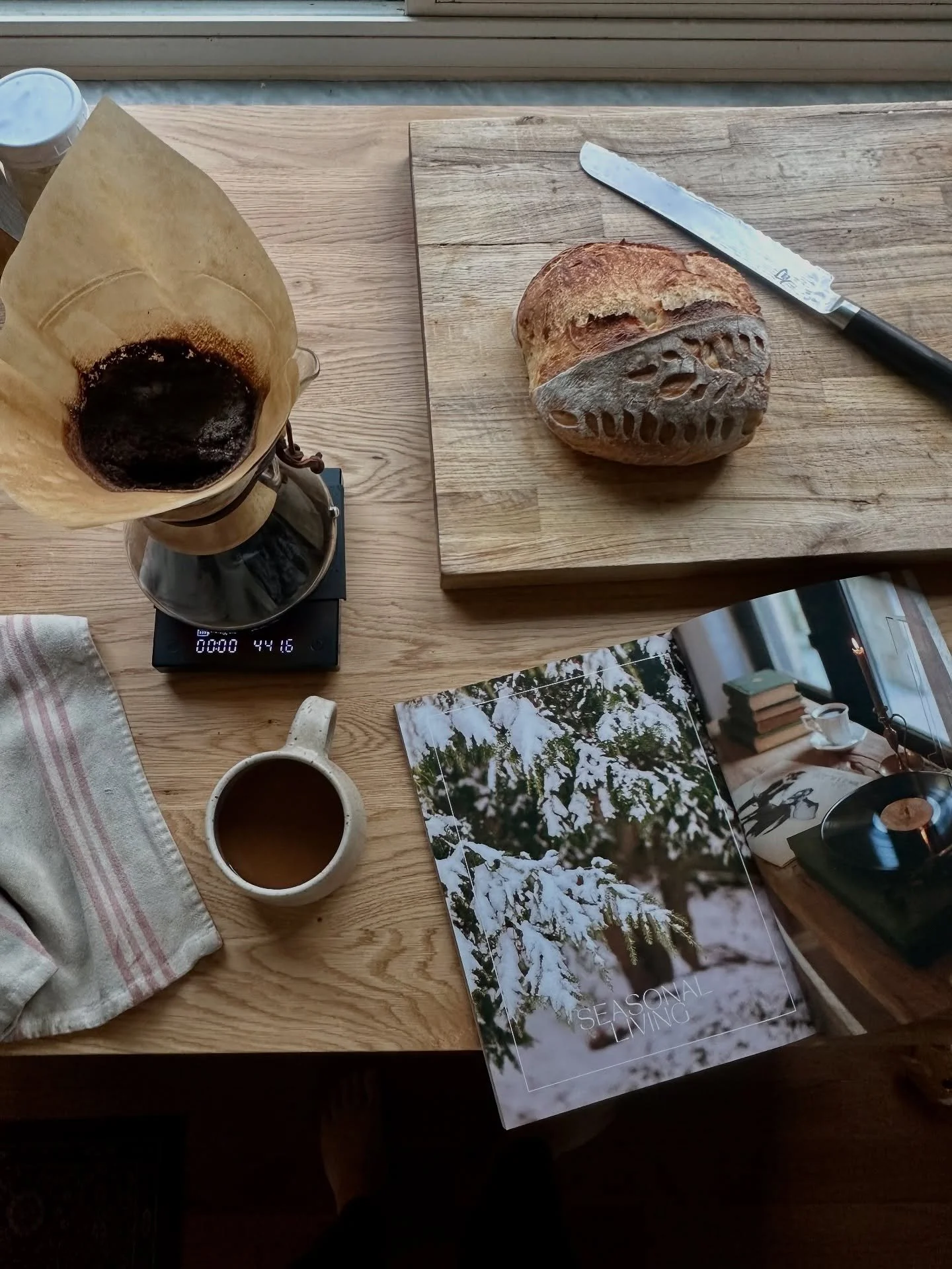 You know I only share things I actually use, actually love, and actually find value in. I was poruing a pot of coffee the other afternoon and it turned into an impromptu photo shoot because @trulycrunchymag is just too photogenic. 

I&rsquo;ve gotten