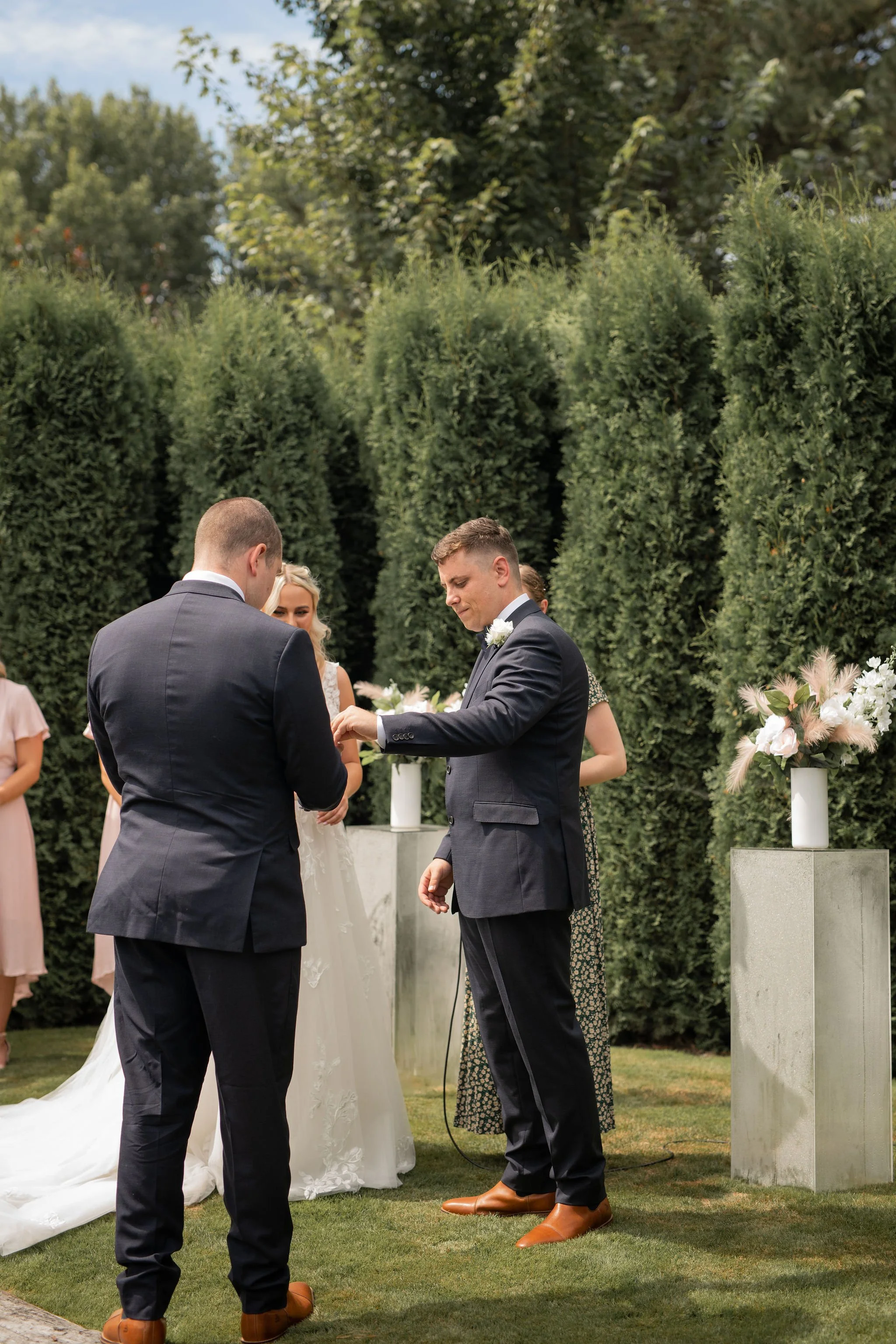 Wedding Photographer, Elope elopement outdoor adventure photos photography chch nz south island Christchurch photographer