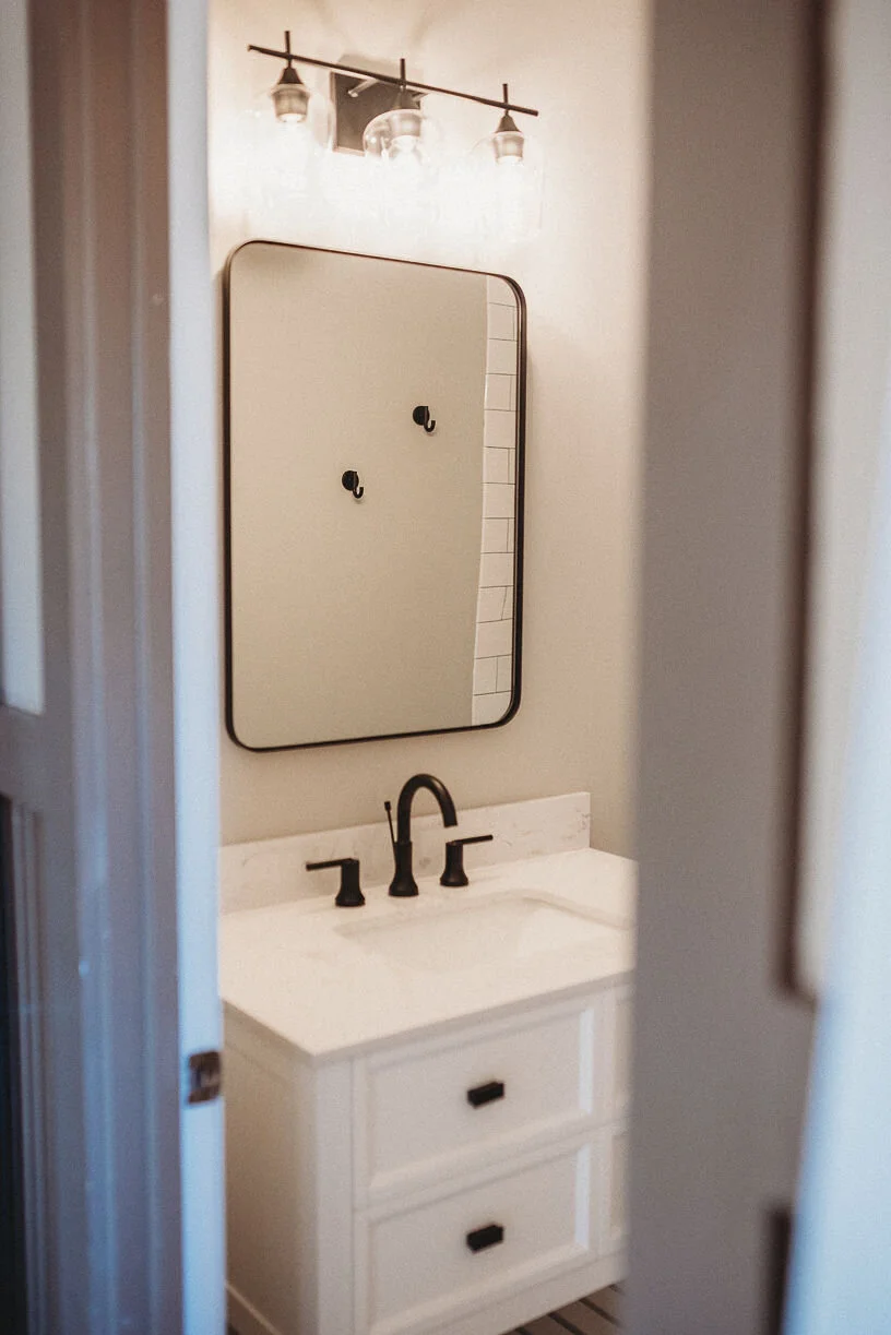Bathroom-8.jpg