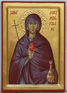 Nimbus or halo depicted around Mary Magdalene’s head