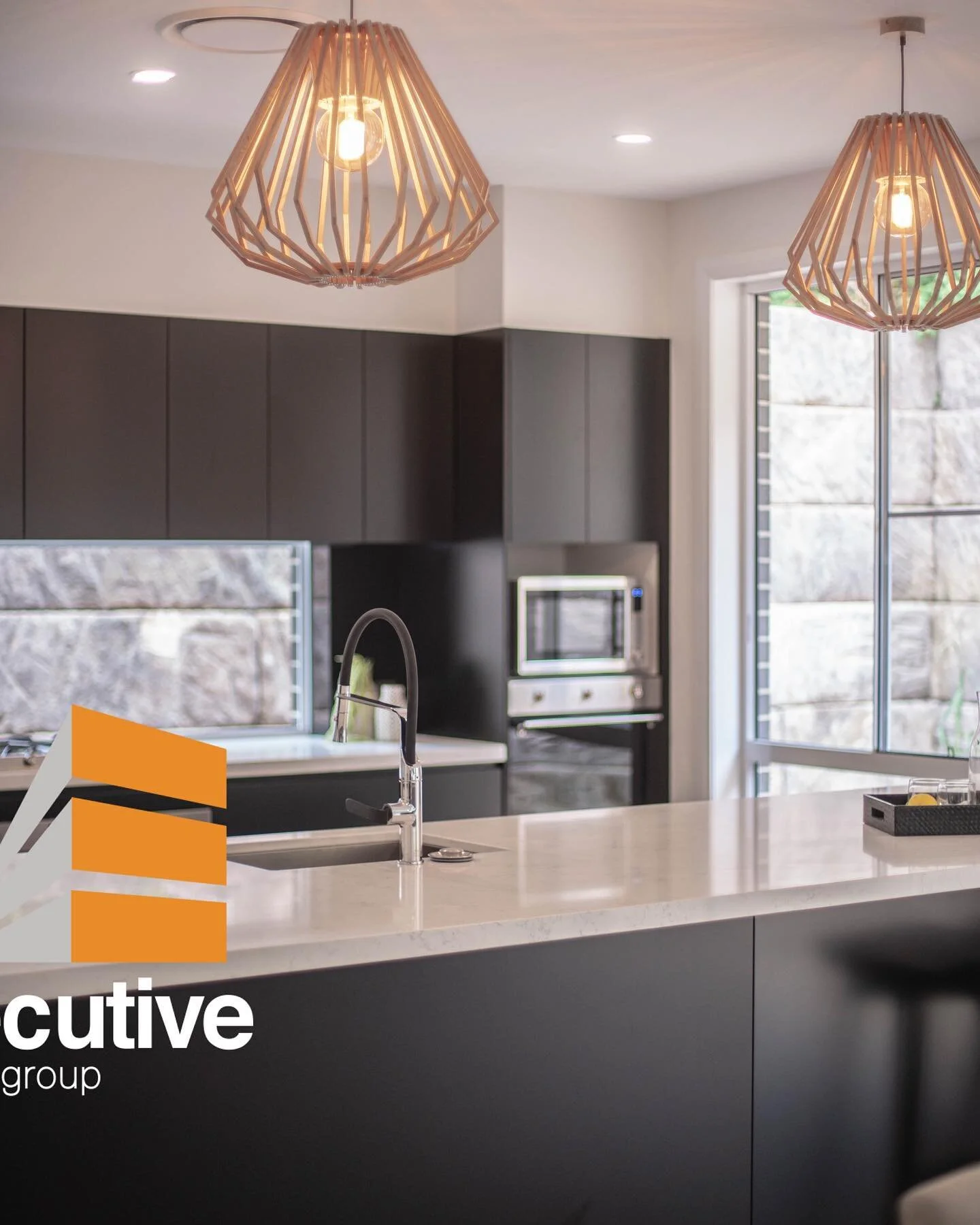 Kitchen details with @executivebuilding ๐ฝ