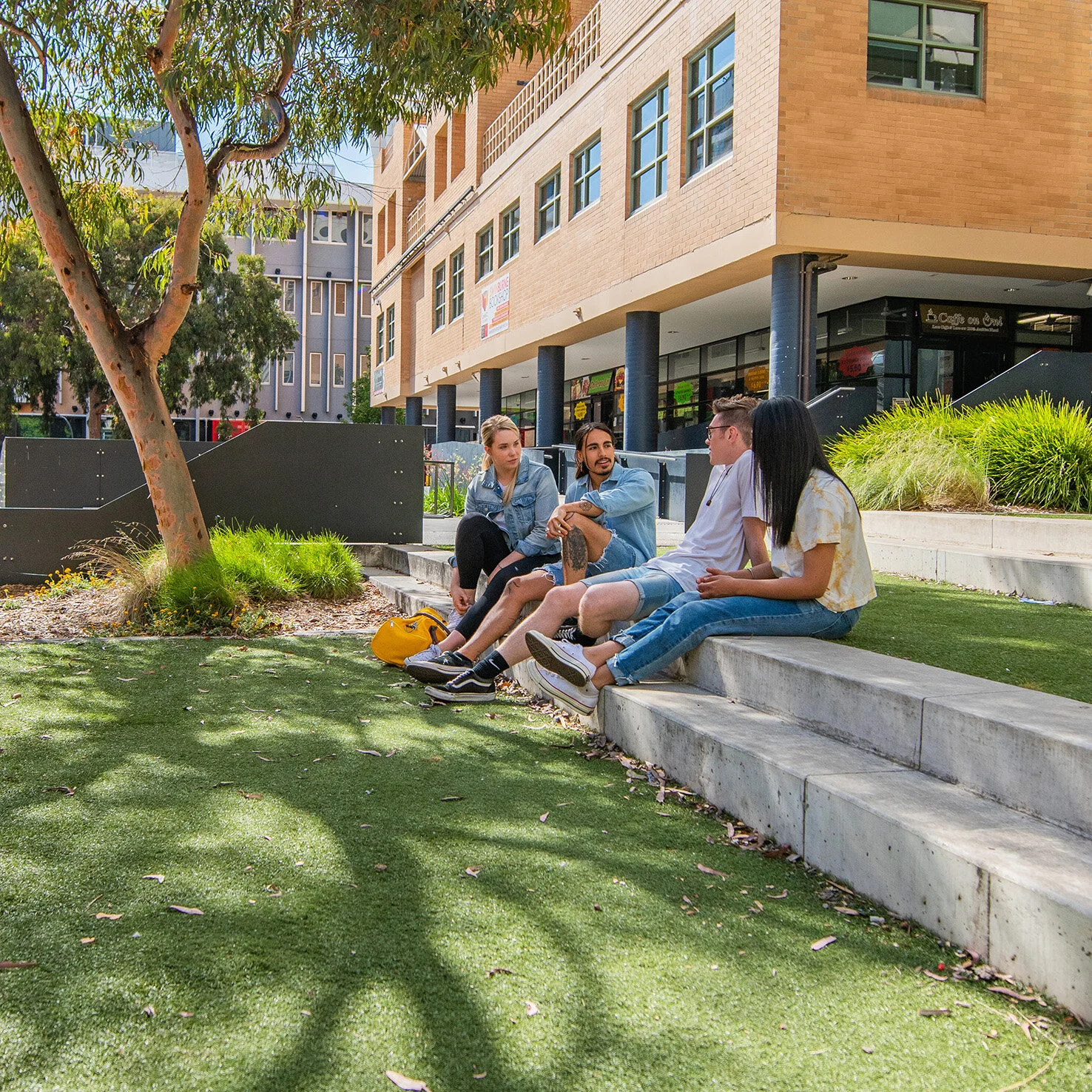 DSC_2601_student group_cropped.jpg