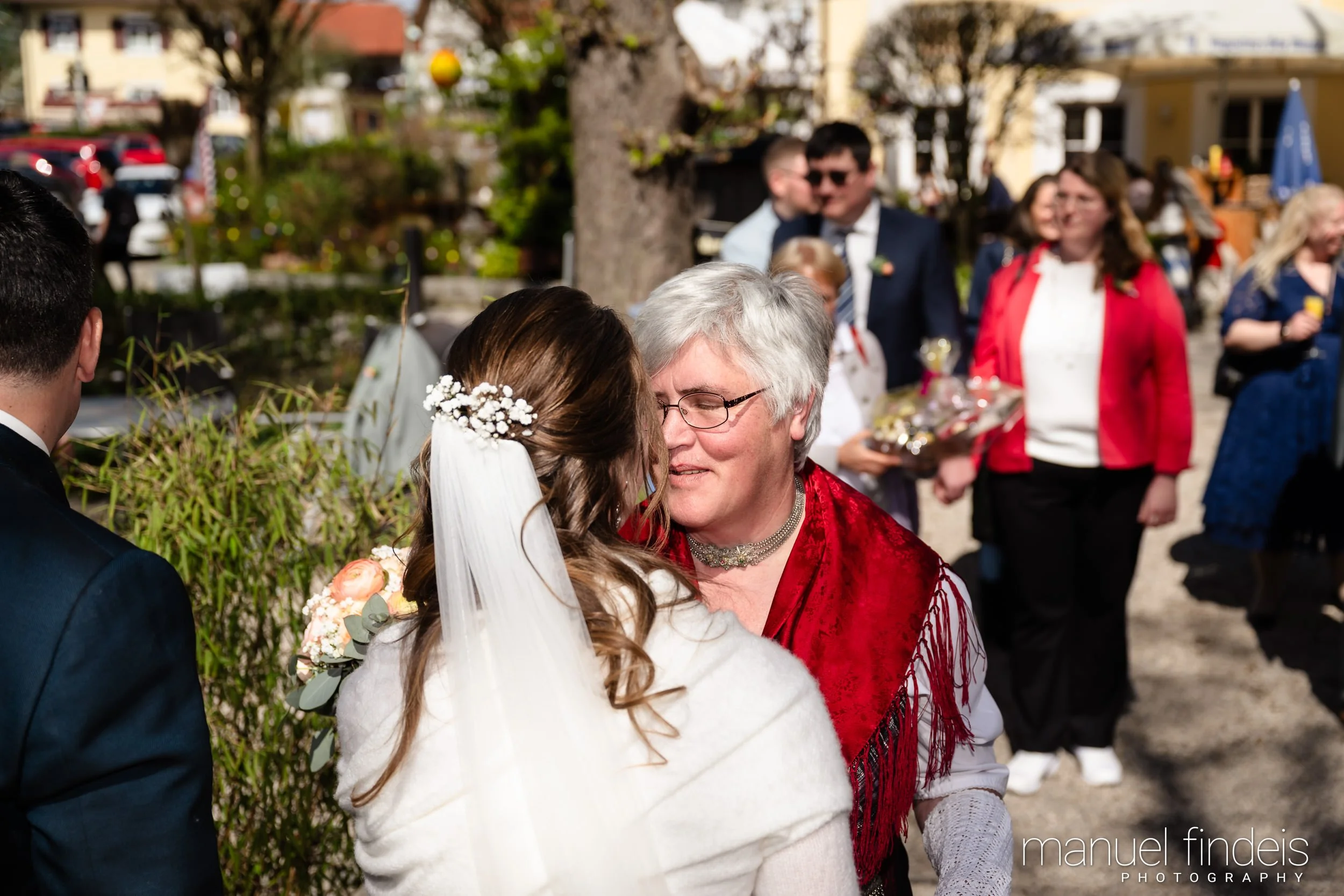 0474_Hochzeit_VuA_www.manuelfindeis.com.jpg