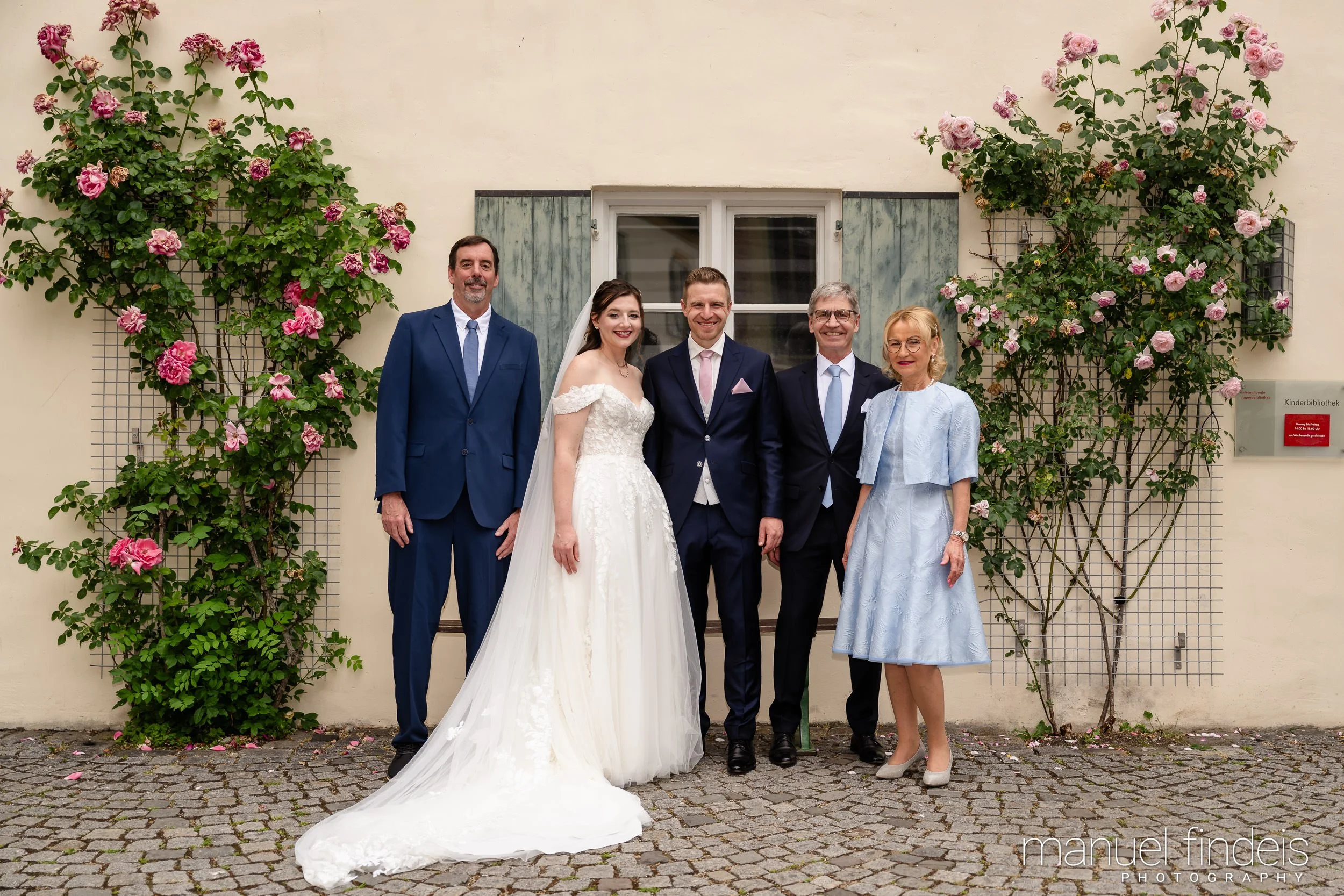 0396_Hochzeit_Rus_www.manuelfindeis.com.jpg