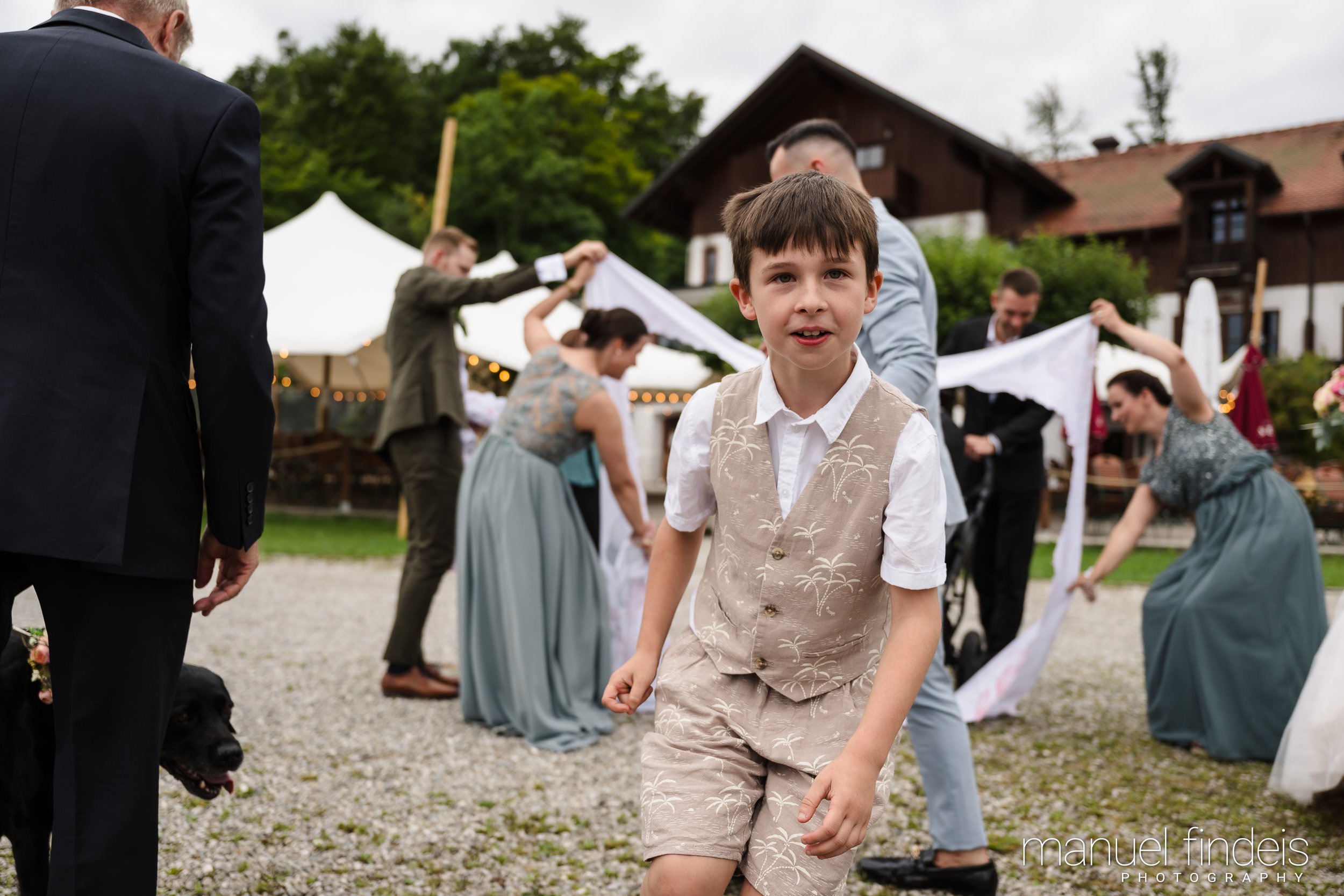 0599_Hochzeit-AuJ_www.manuelfindeis.com.jpg