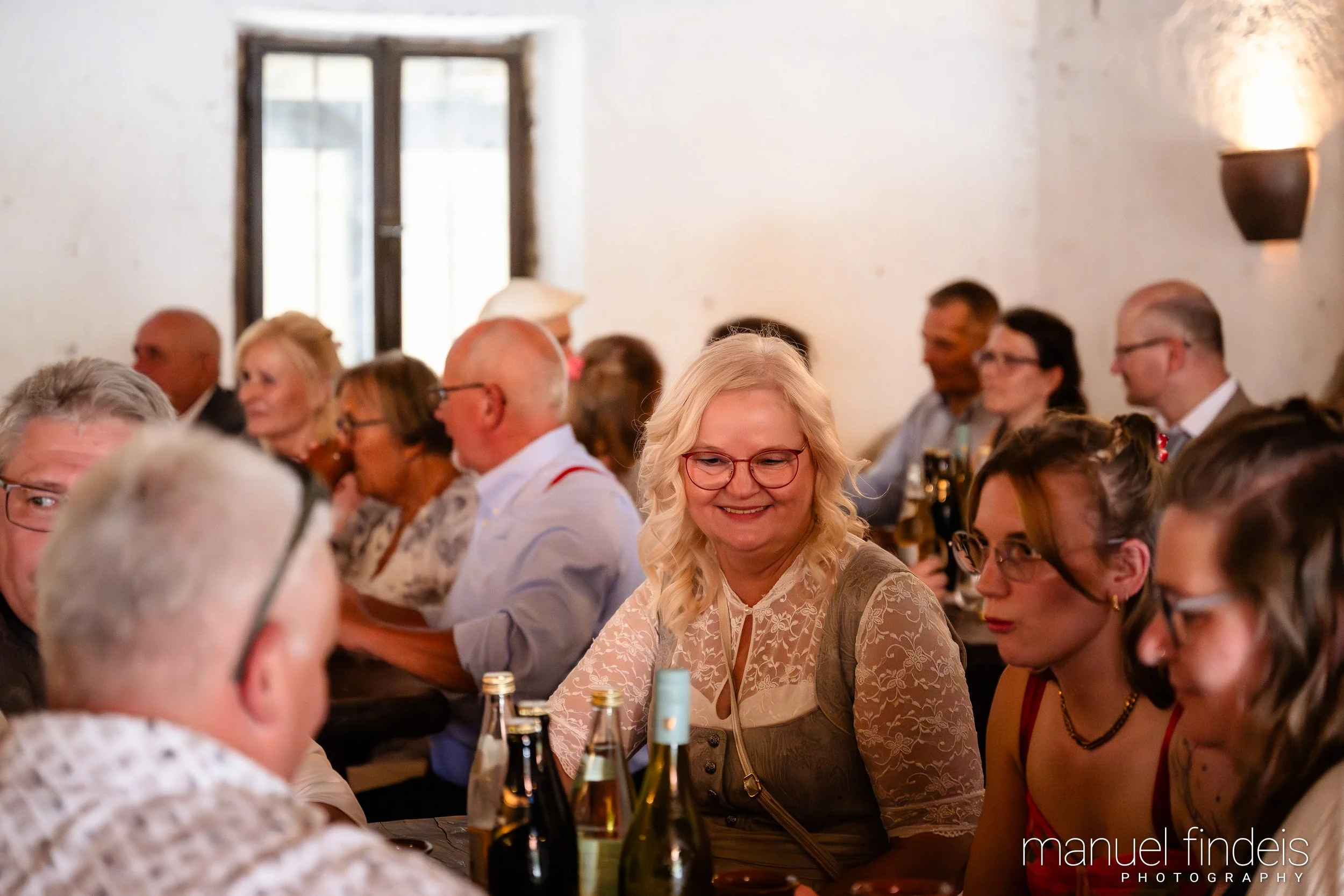 0536_Hochzeit-LUM_www.manuelfindeis.com.jpg