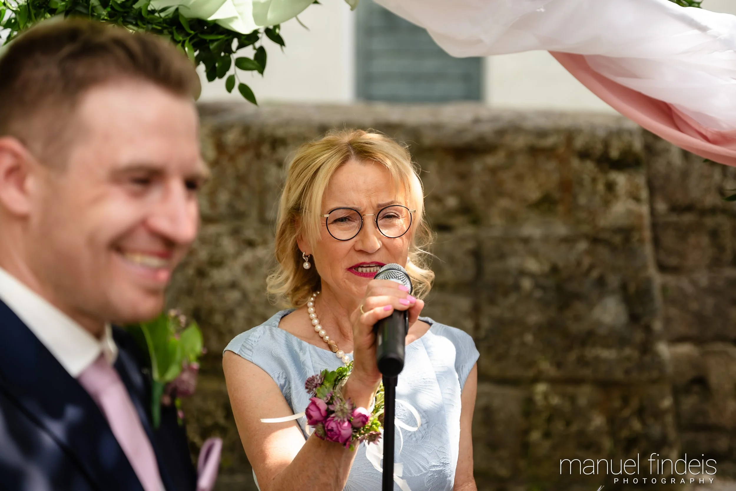 0131_Hochzeit_RuS_www.manuelfindeis.com.jpg