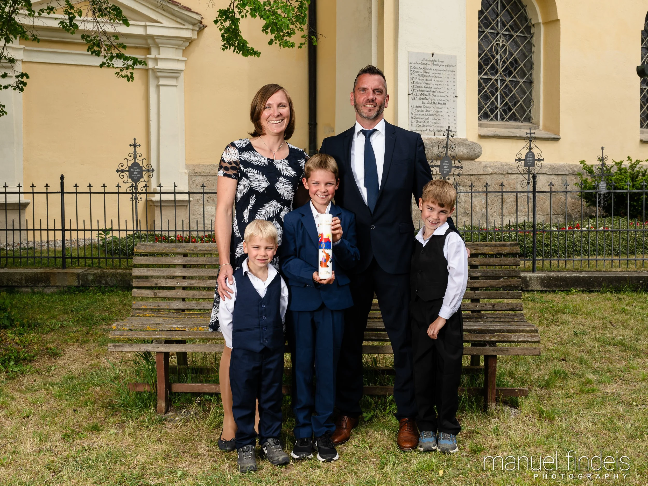 0547_Erstkommunion_2026_www.manuelfindeis.com.jpg