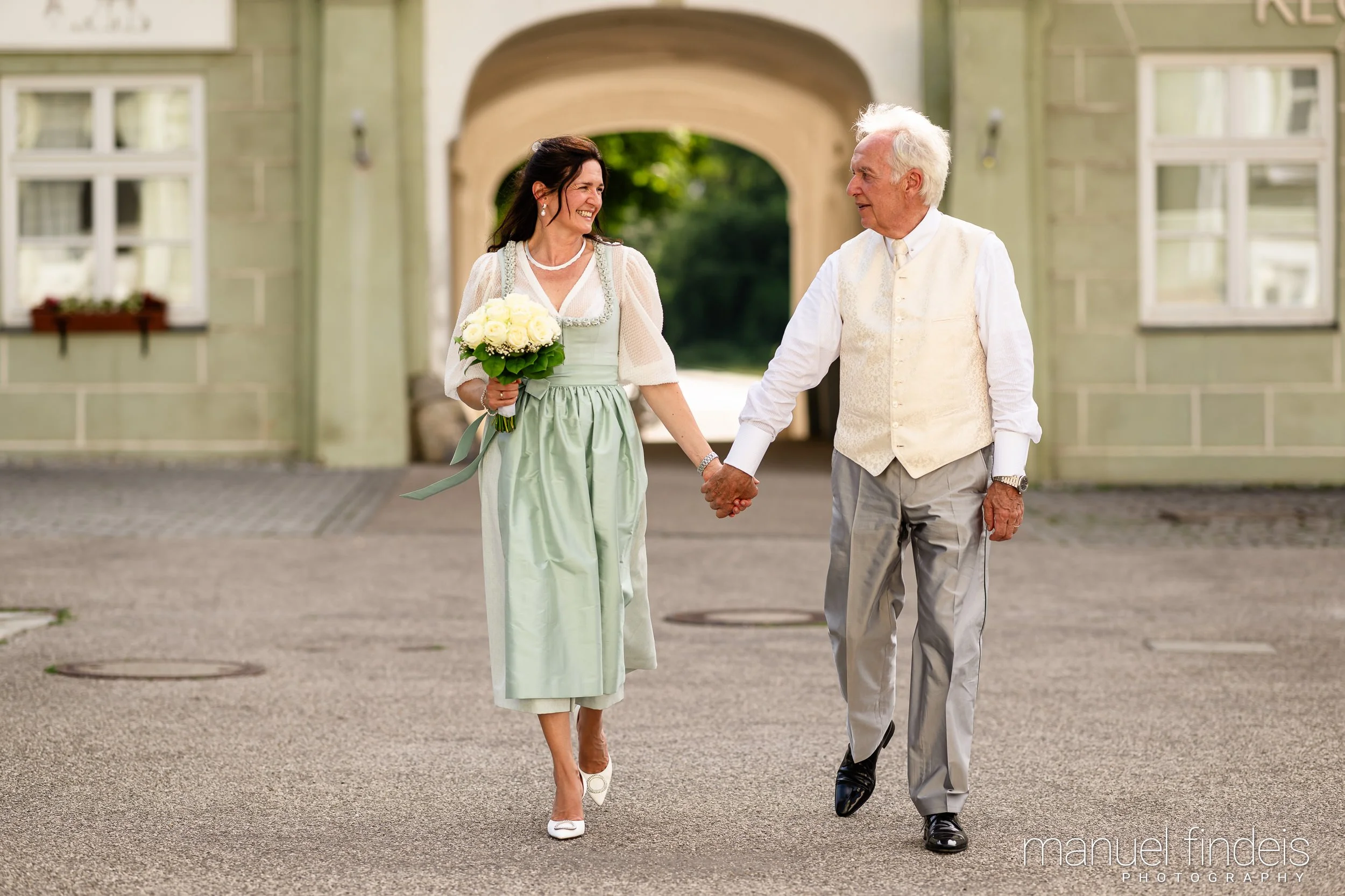 0294_Hochzeit_AuE_www.manuelfindeis.com.jpg