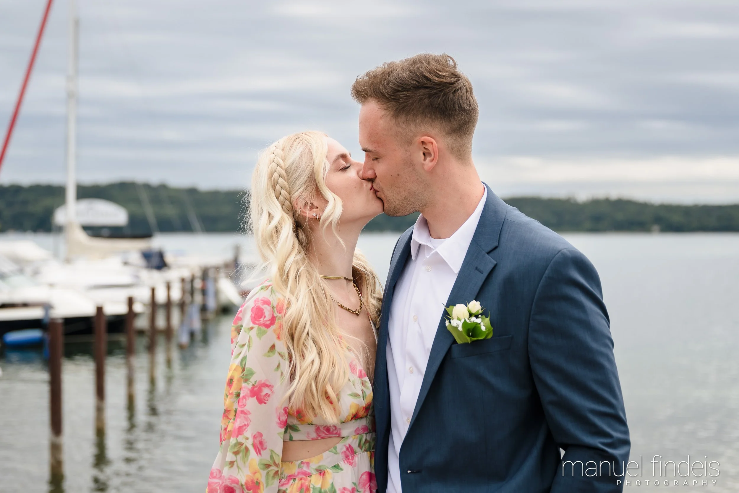 0663_Hochzeit-AuJ_www.manuelfindeis.com.jpg