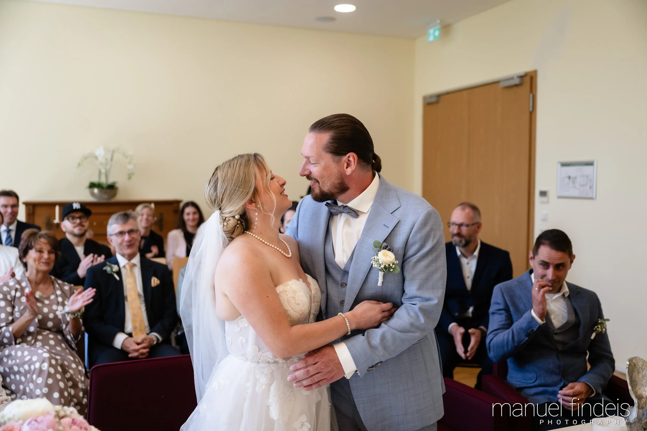 0234_Hochzeit_RundS_www.manuelfindeis.com.jpg