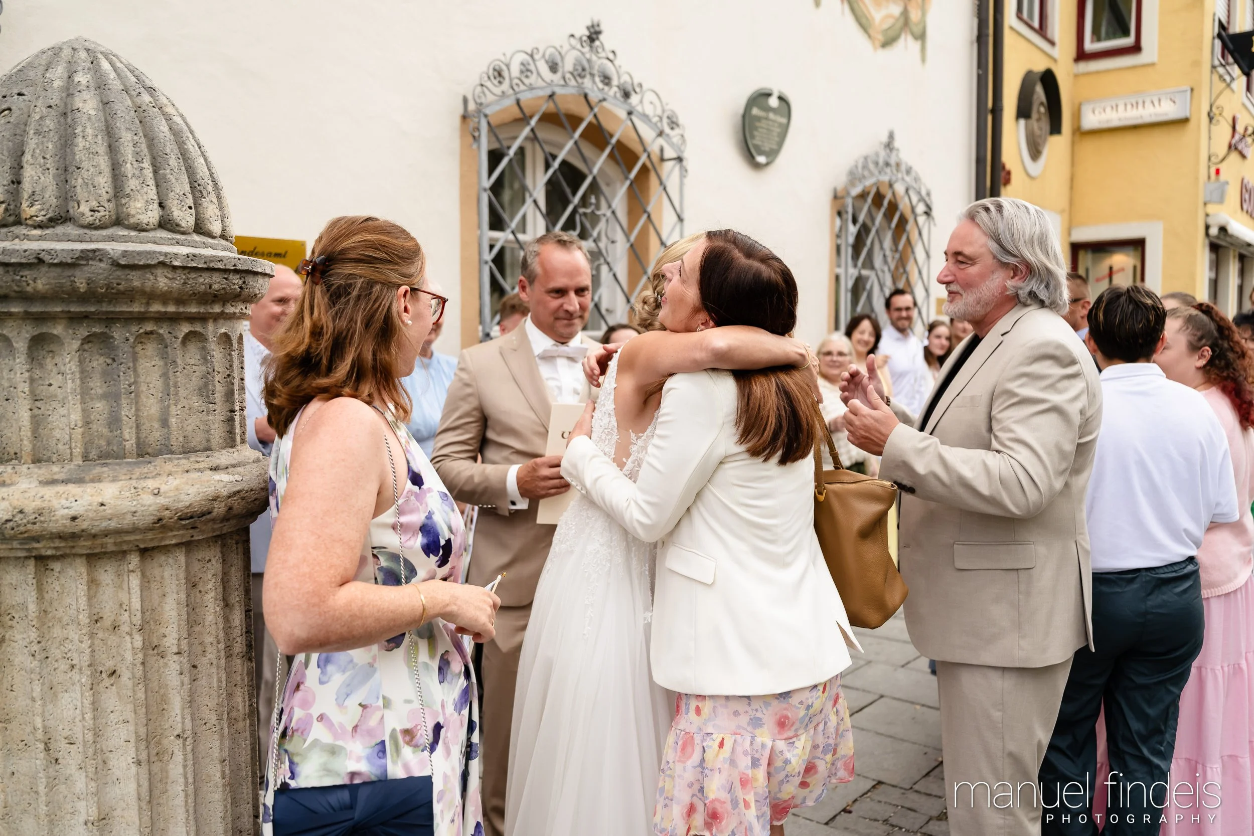 0272_Hochzeit_CuR_www.manuelfindeis.com.jpg