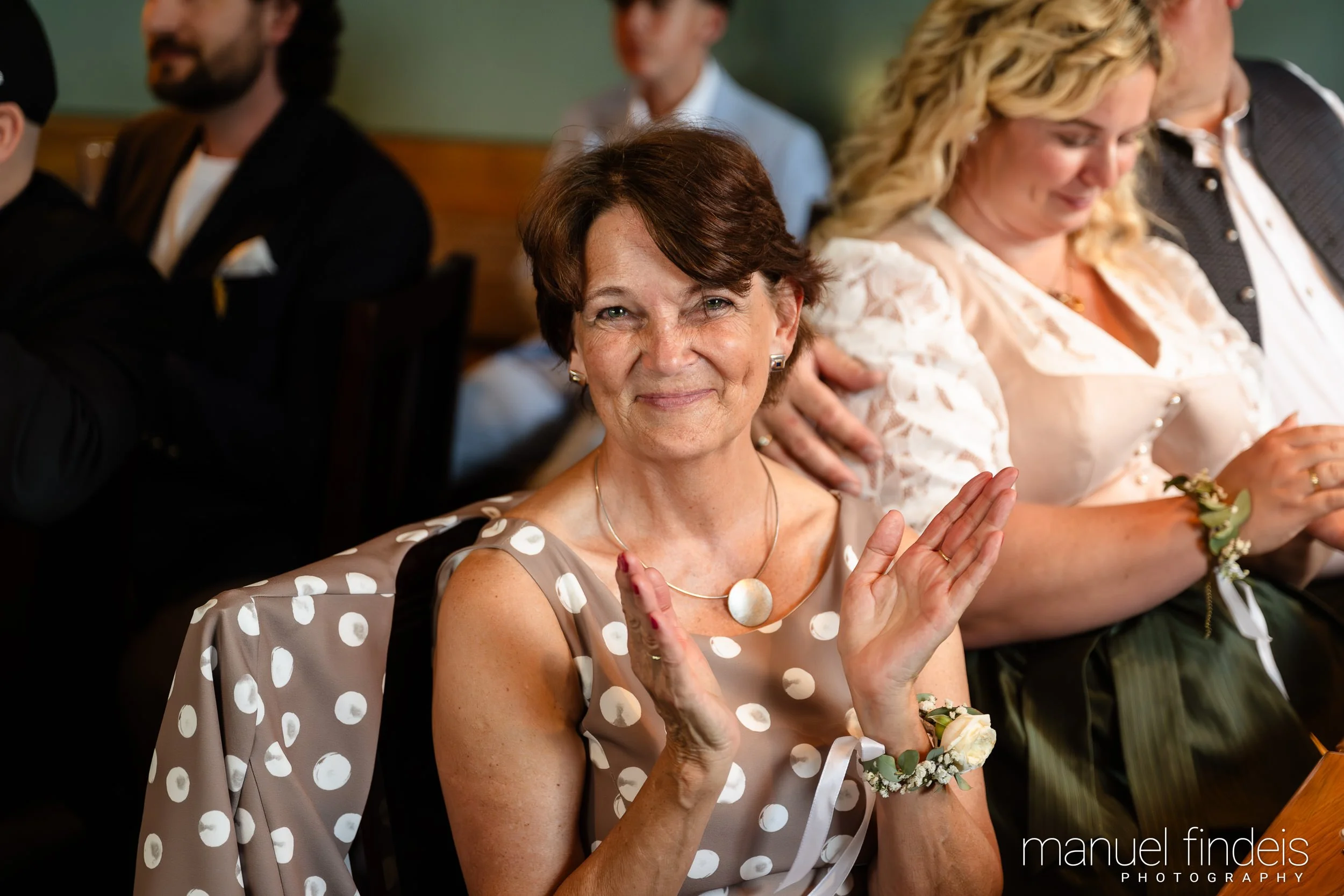 0561_Hochzeit_RundS_www.manuelfindeis.com.jpg