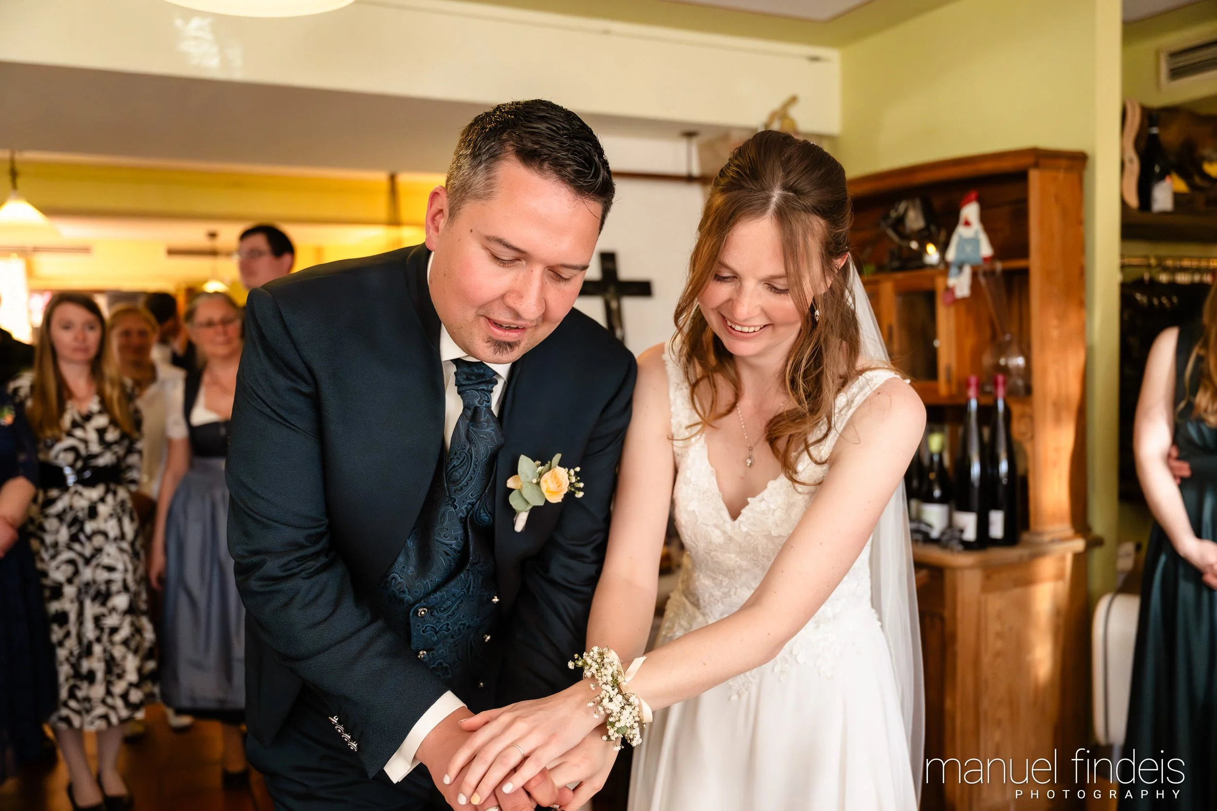 0727_Hochzeit_VuA_www.manuelfindeis.com.jpg
